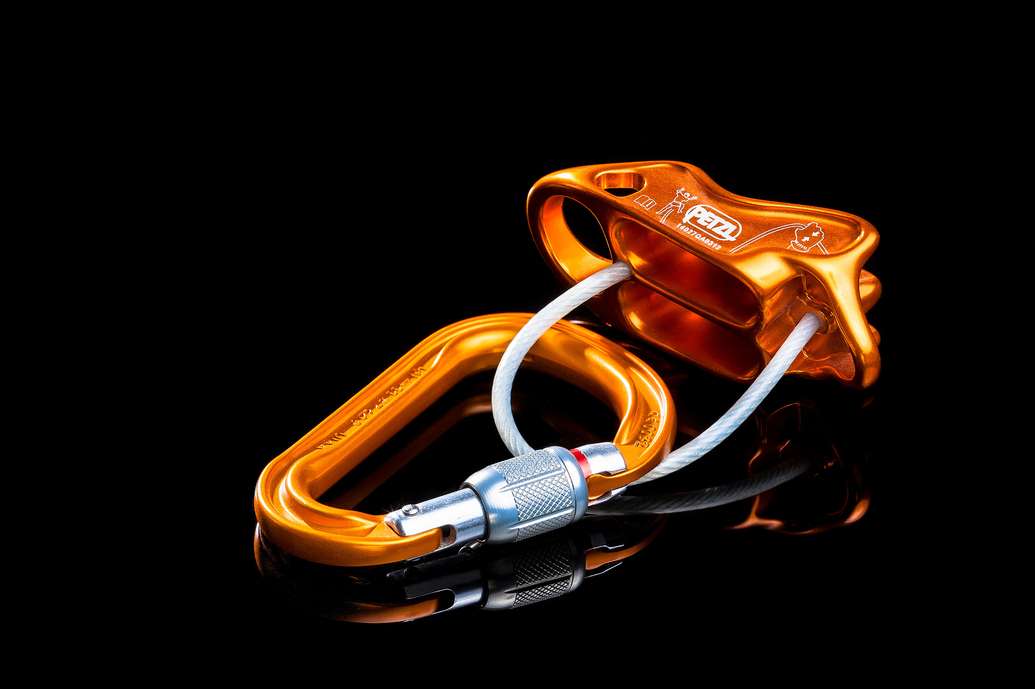 Canon EF 180mm F3.5L Macro USM sample photo. Petzl attache 3d & reverso 4 photography