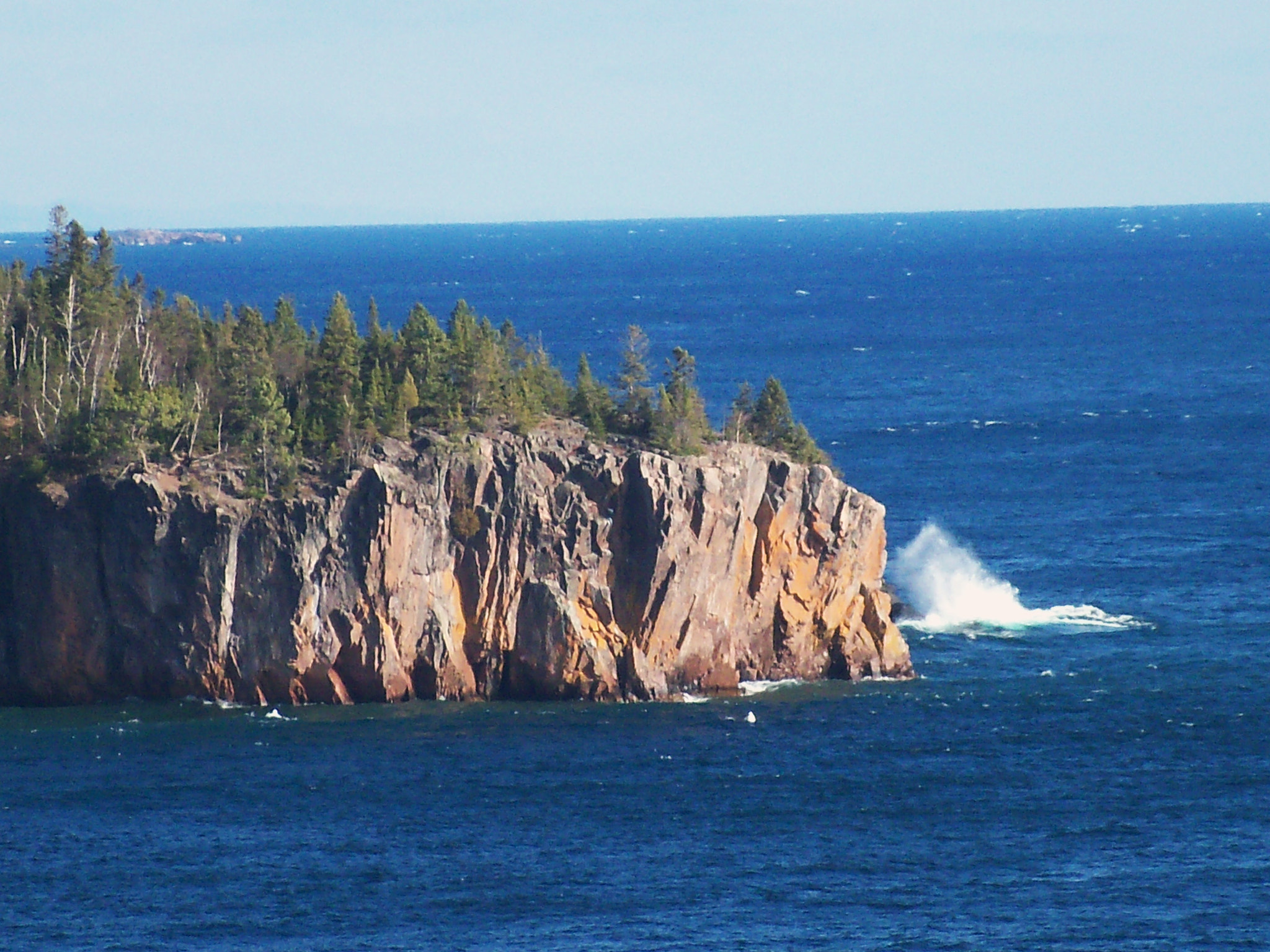 Kodak EASYSHARE C190 DIGITAL CAMERA sample photo. Lake superior, minnesota photography