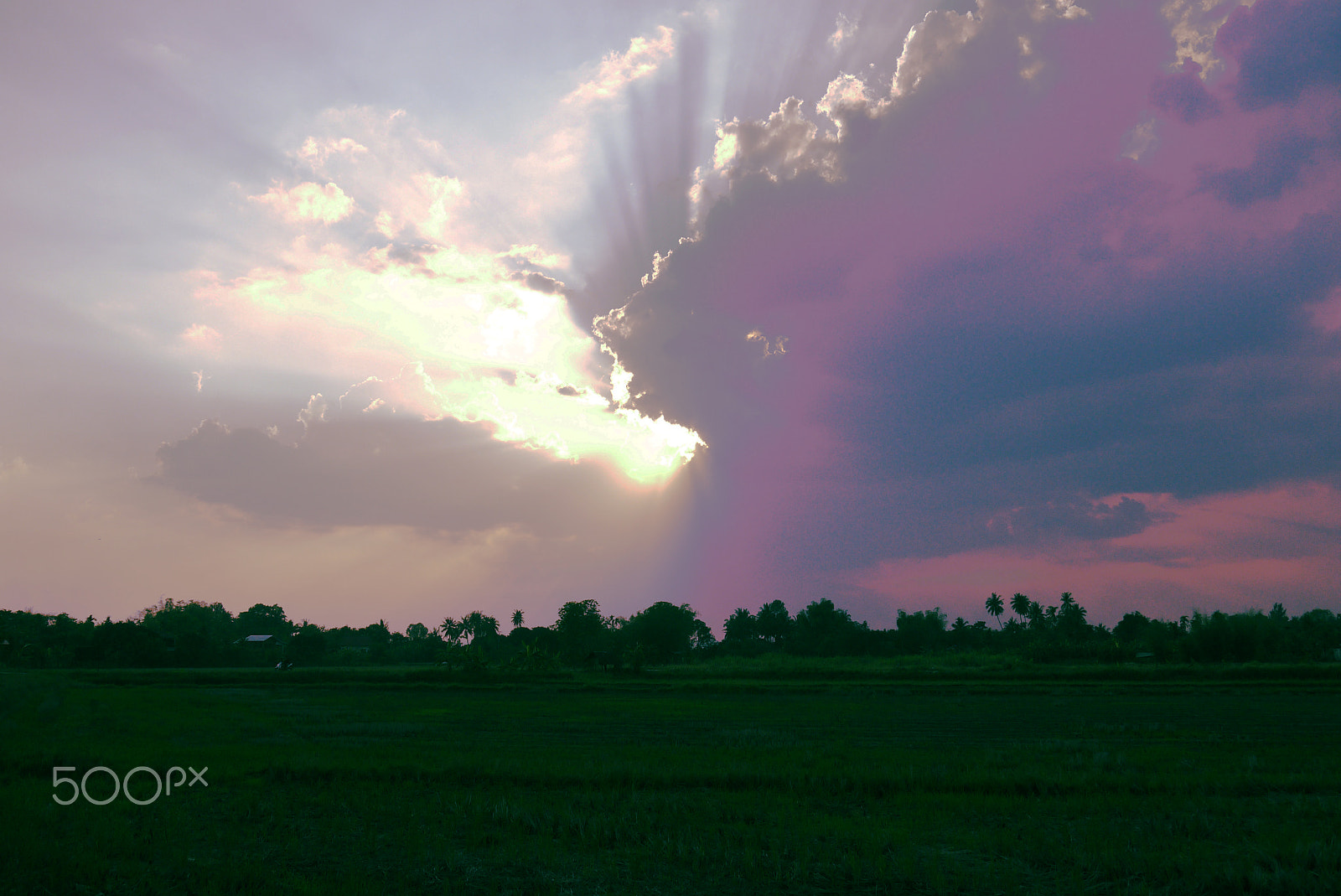 Panasonic Lumix DMC-GF2 sample photo. Breaking sky photography
