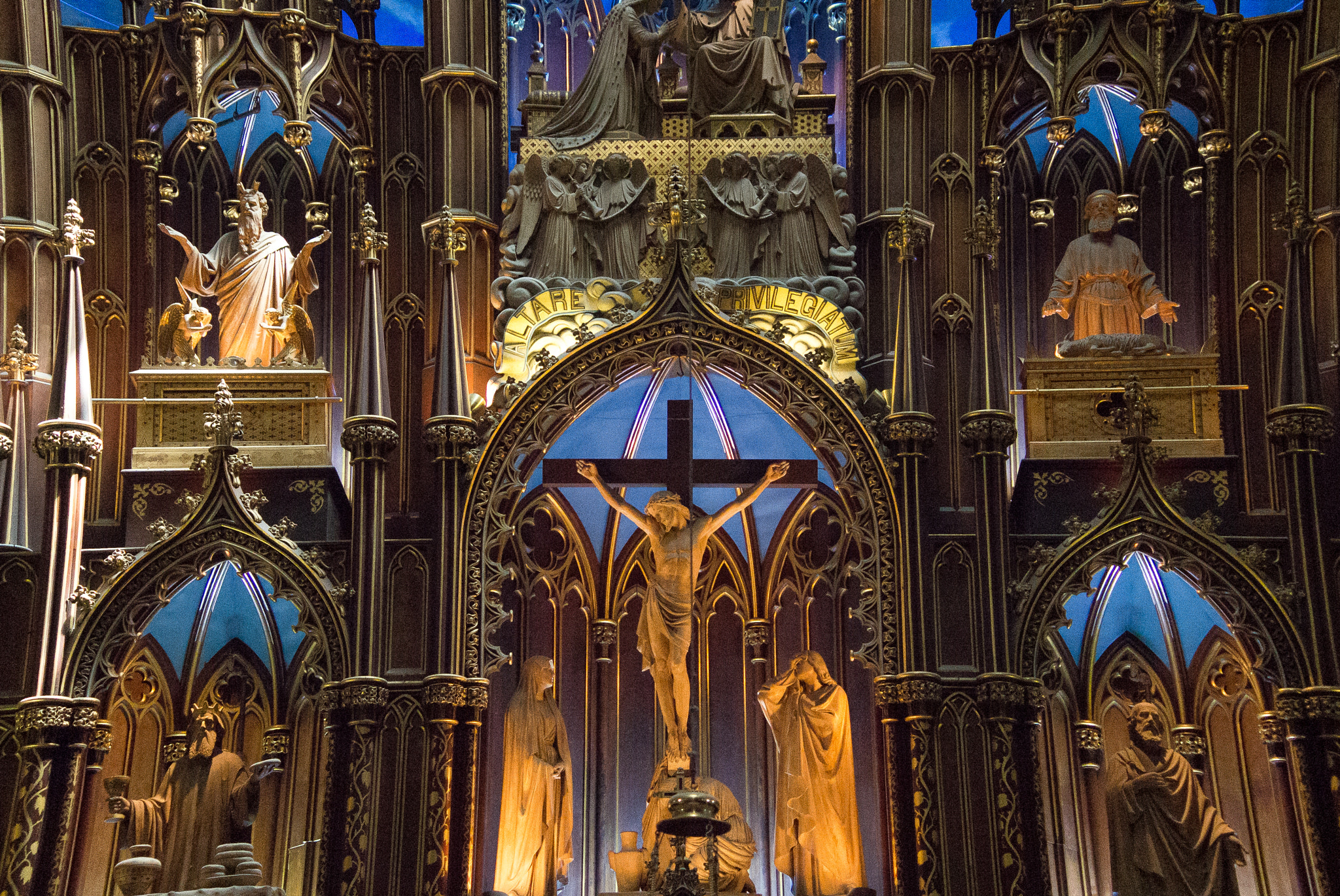 Canon EOS 100D (EOS Rebel SL1 / EOS Kiss X7) sample photo. Basilica notre dame | montreal | quebec photography