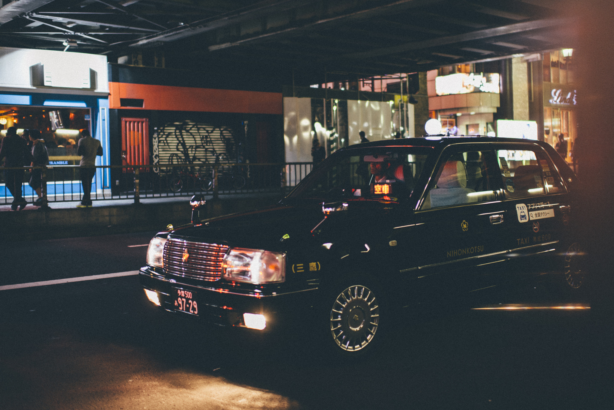 Nikon D800E + Nikon AF-S Nikkor 35mm F1.4G sample photo. Tokyo taxi photography