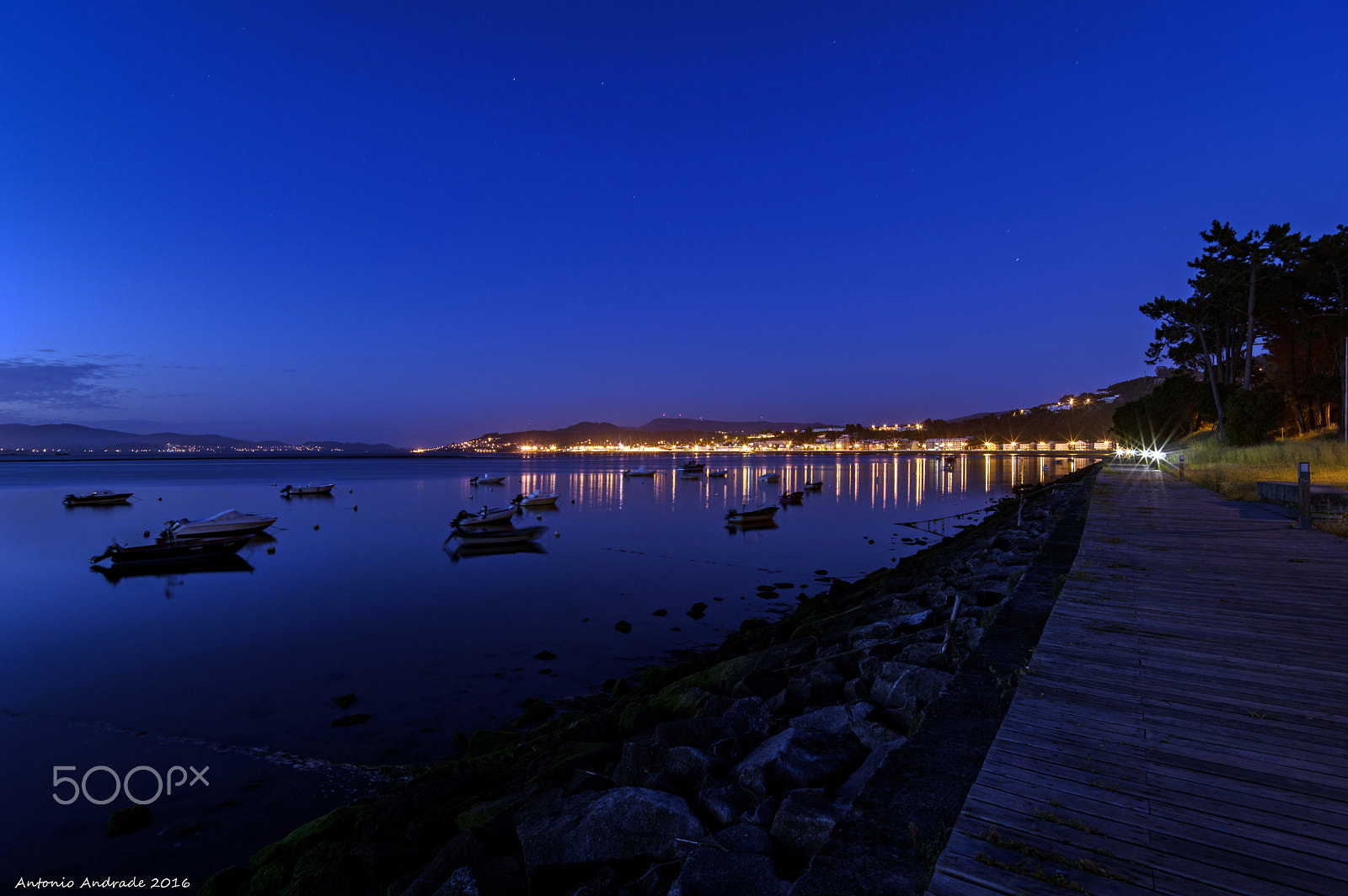 Pentax smc DA 12-24mm F4.0 ED AL (IF) sample photo. Caminha ao anoitecer photography