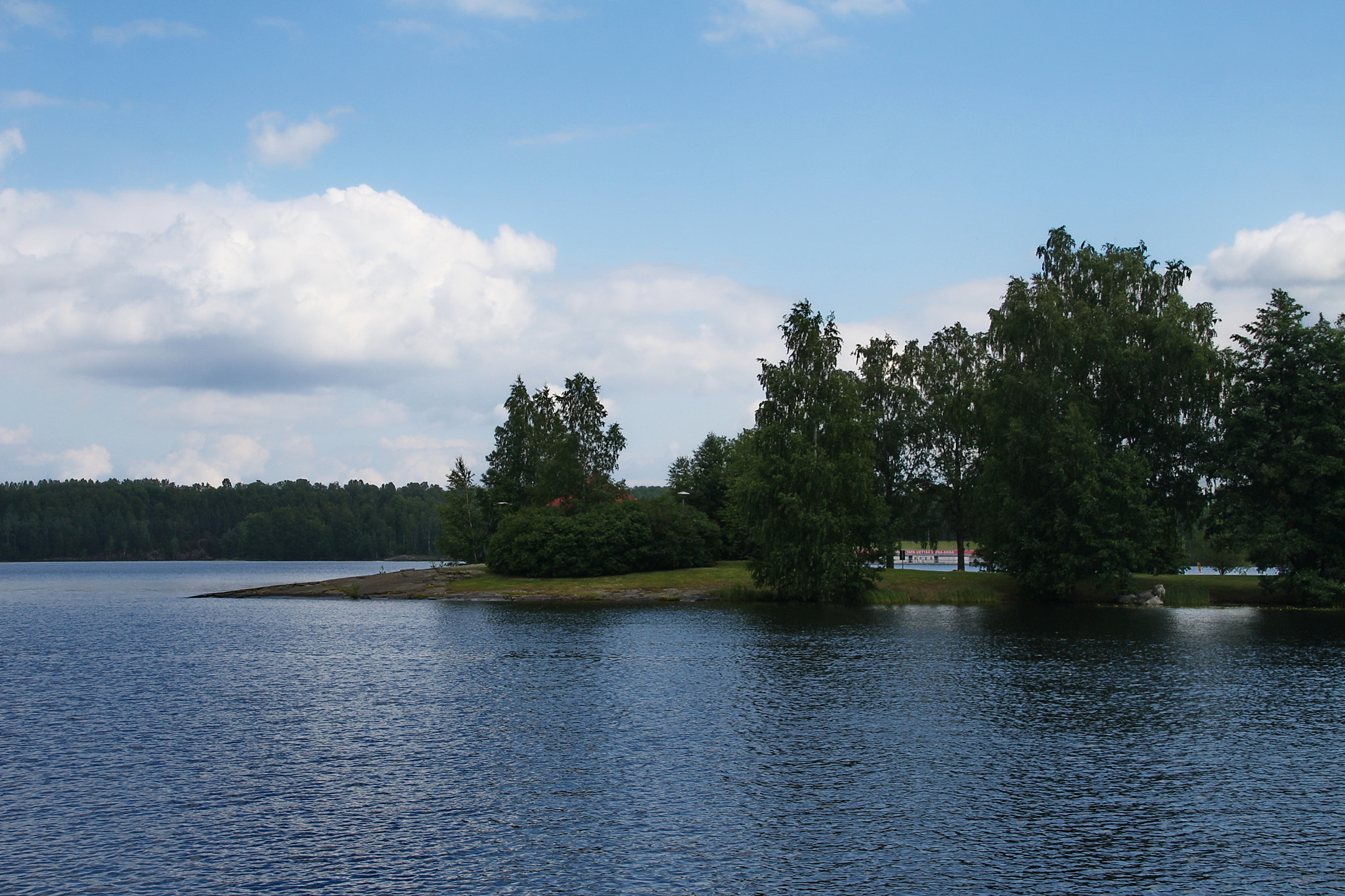 Canon EOS 1000D (EOS Digital Rebel XS / EOS Kiss F) sample photo. View of lake saimaa photography