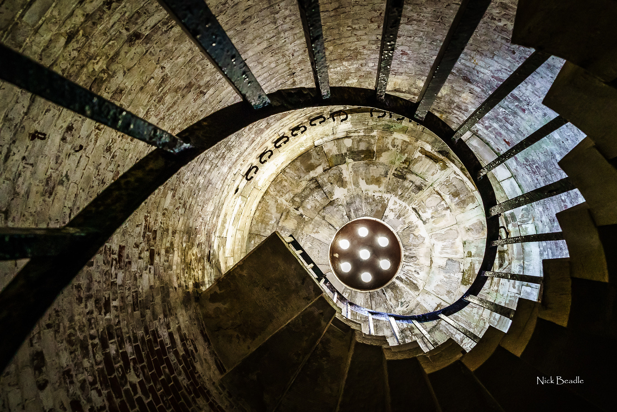 Sony a7S + Sony FE 24-240mm F3.5-6.3 OSS sample photo. Stairs at hurst castle photography