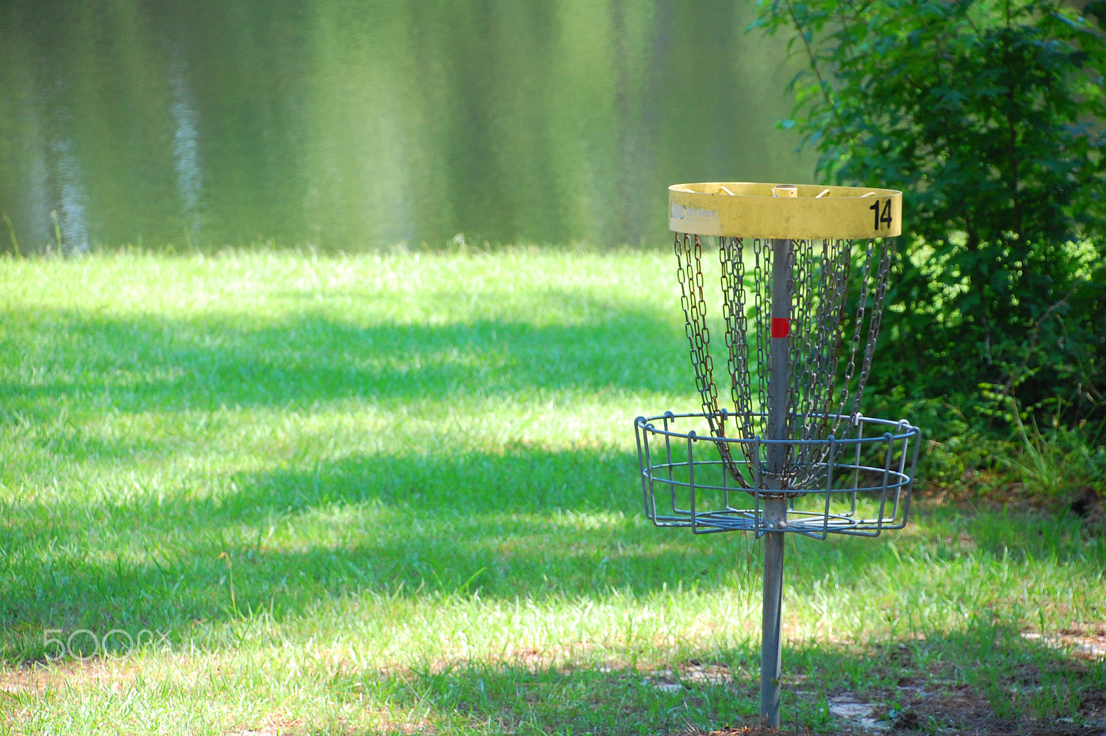 Nikon D40 sample photo. Disc golf basket 14 photography