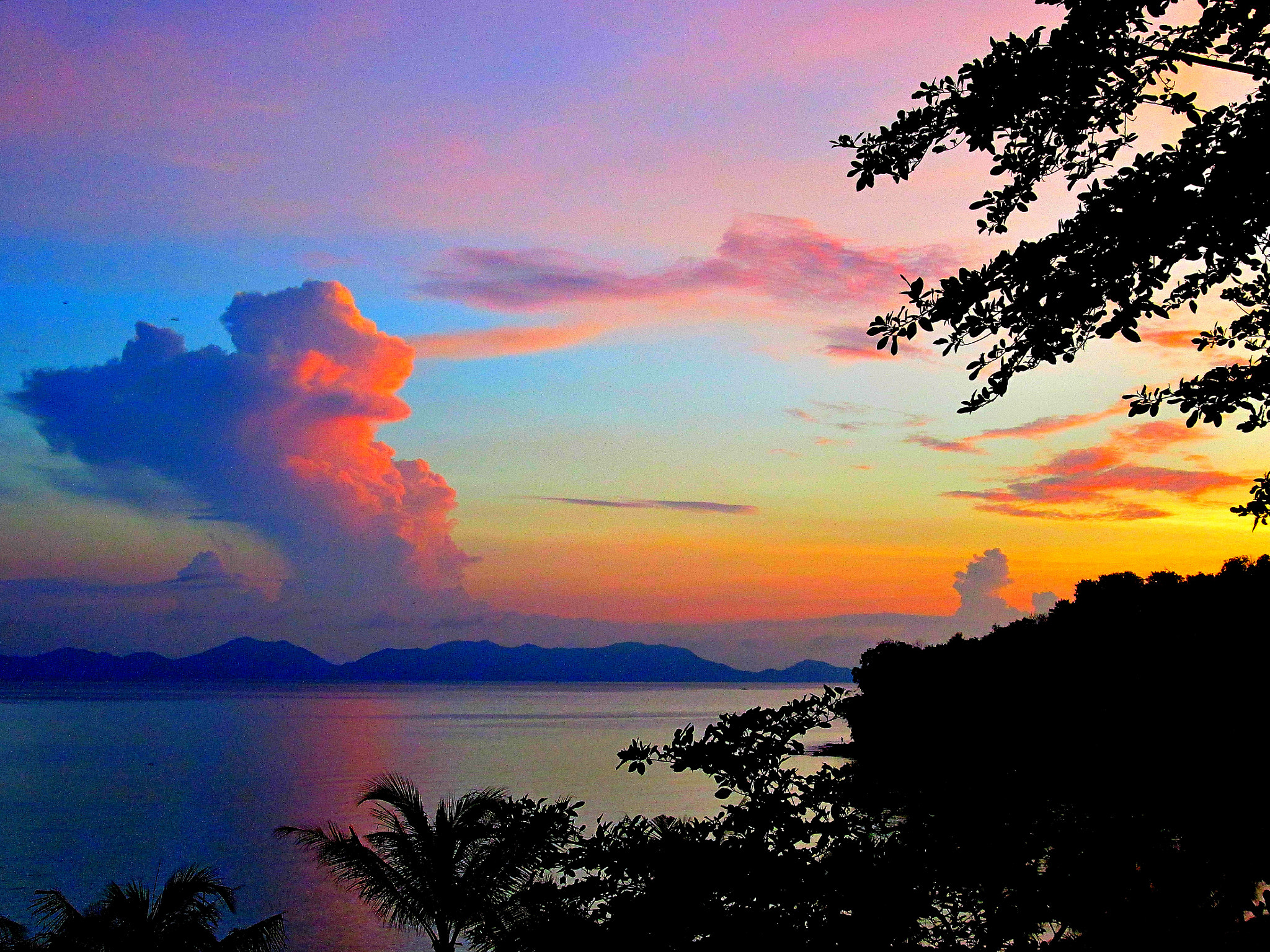 Canon PowerShot A2400 IS sample photo. Thailand sunset photography