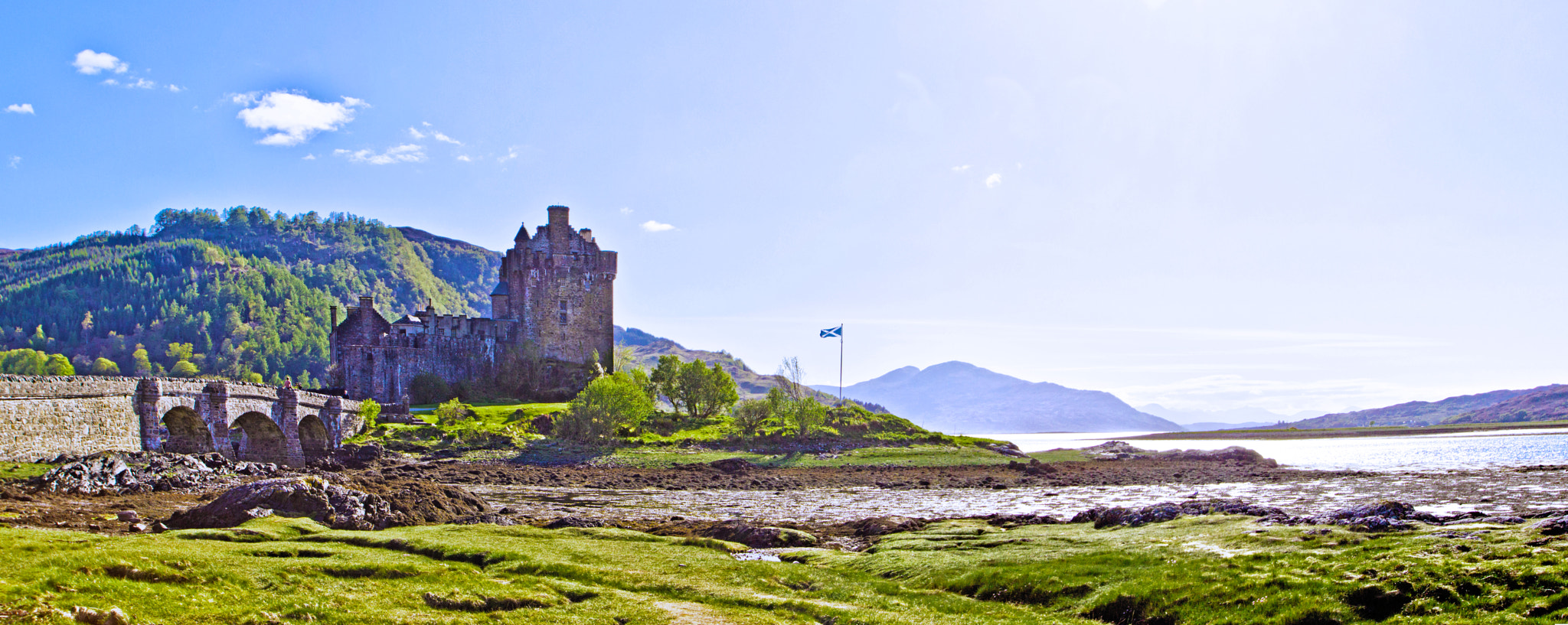 Sigma 10-20mm F3.5 EX DC HSM sample photo. Picturesque castle photography