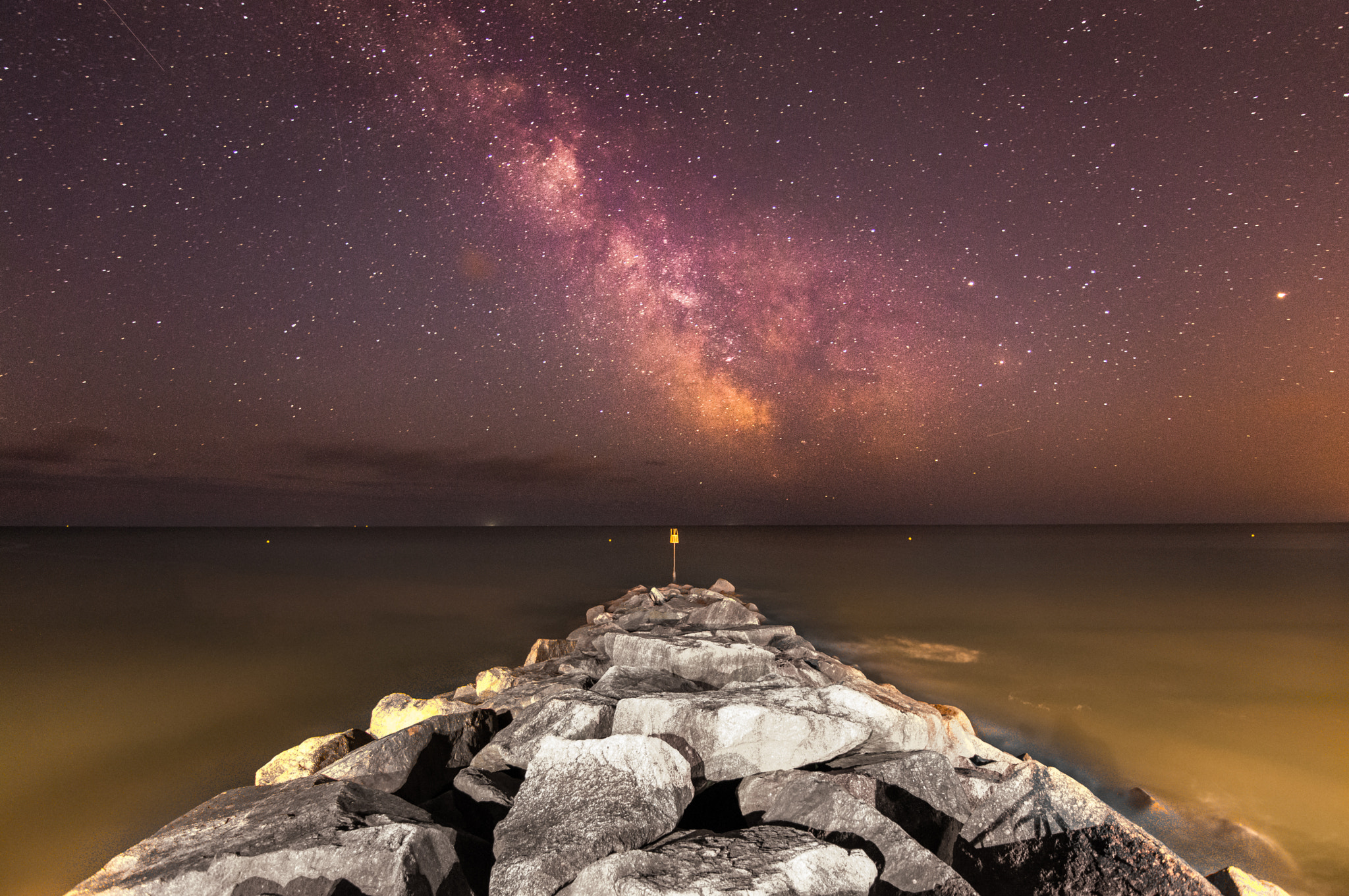 Nikon D5200 + Tokina AT-X 11-20 F2.8 PRO DX (AF 11-20mm f/2.8) sample photo. Milkyway sidmouth photography