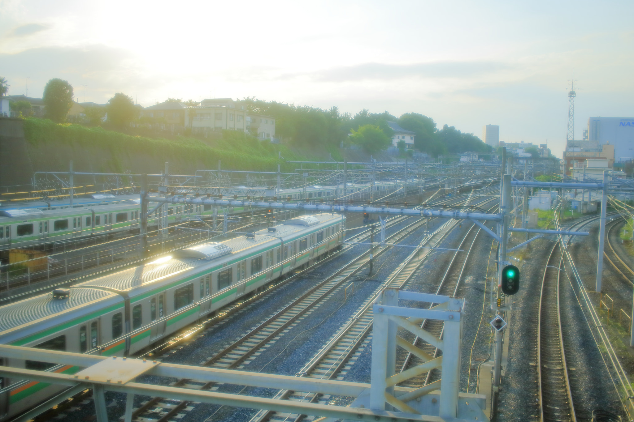 Canon EOS 760D (EOS Rebel T6s / EOS 8000D) + Canon EF-S 24mm F2.8 STM sample photo. Nippori sunset photography