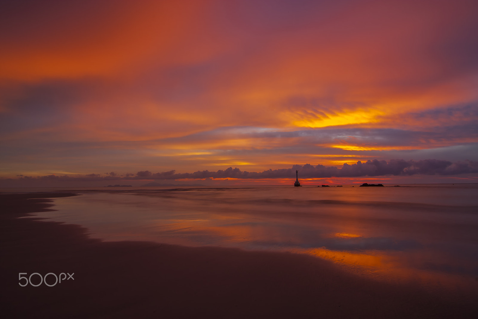 Tokina AT-X Pro 12-24mm F4 (IF) DX sample photo. Tarutao island photography