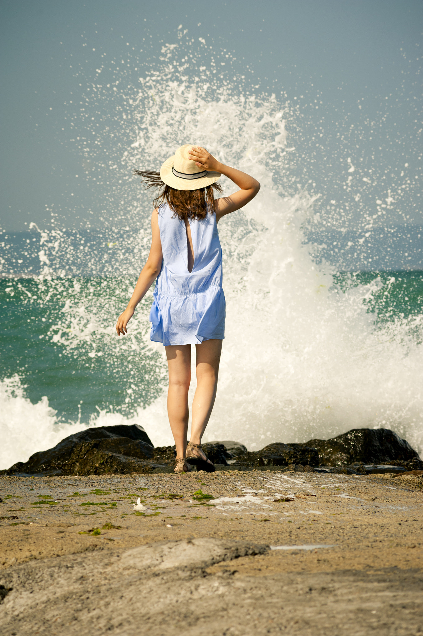 Nikon D700 + AF Zoom-Nikkor 70-210mm f/4 sample photo. Long time no sea photography