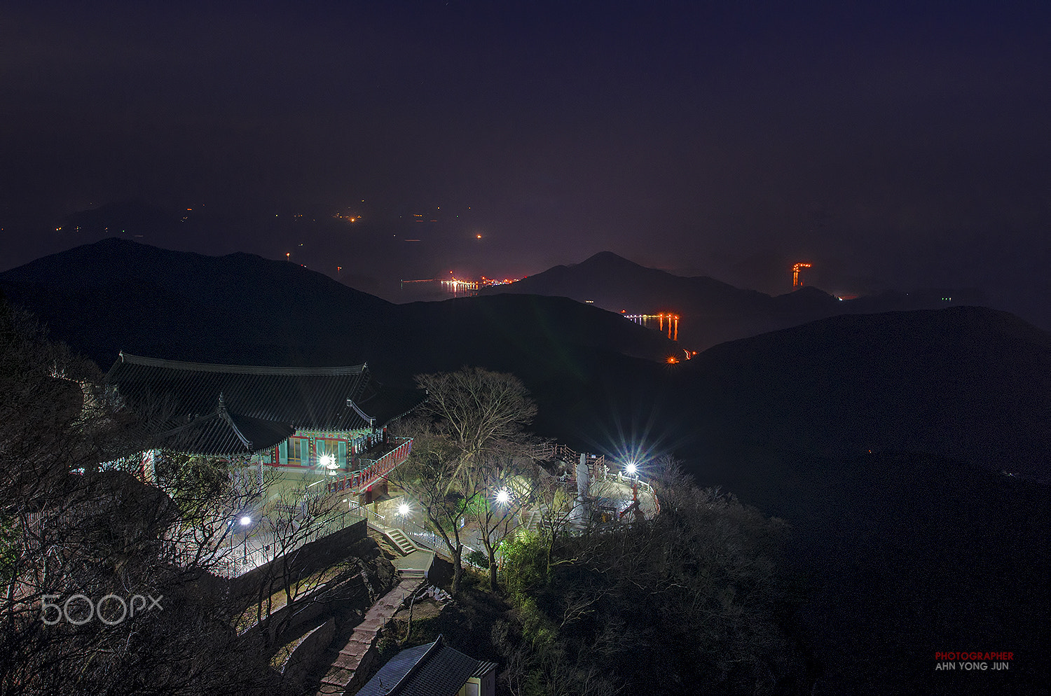 Nikon D7000 + Nikon AF-S Nikkor 24mm F1.4G ED sample photo. When the night was come photography