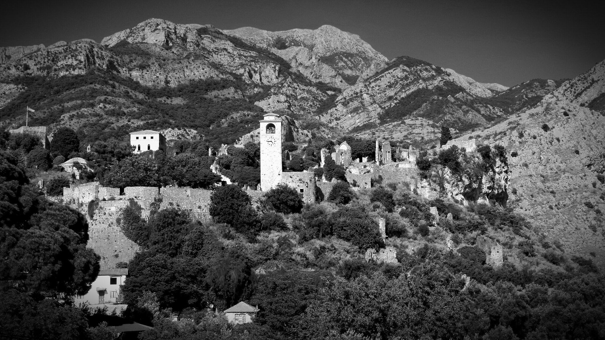 Pentax K-30 sample photo. Ghost town stari bar photography