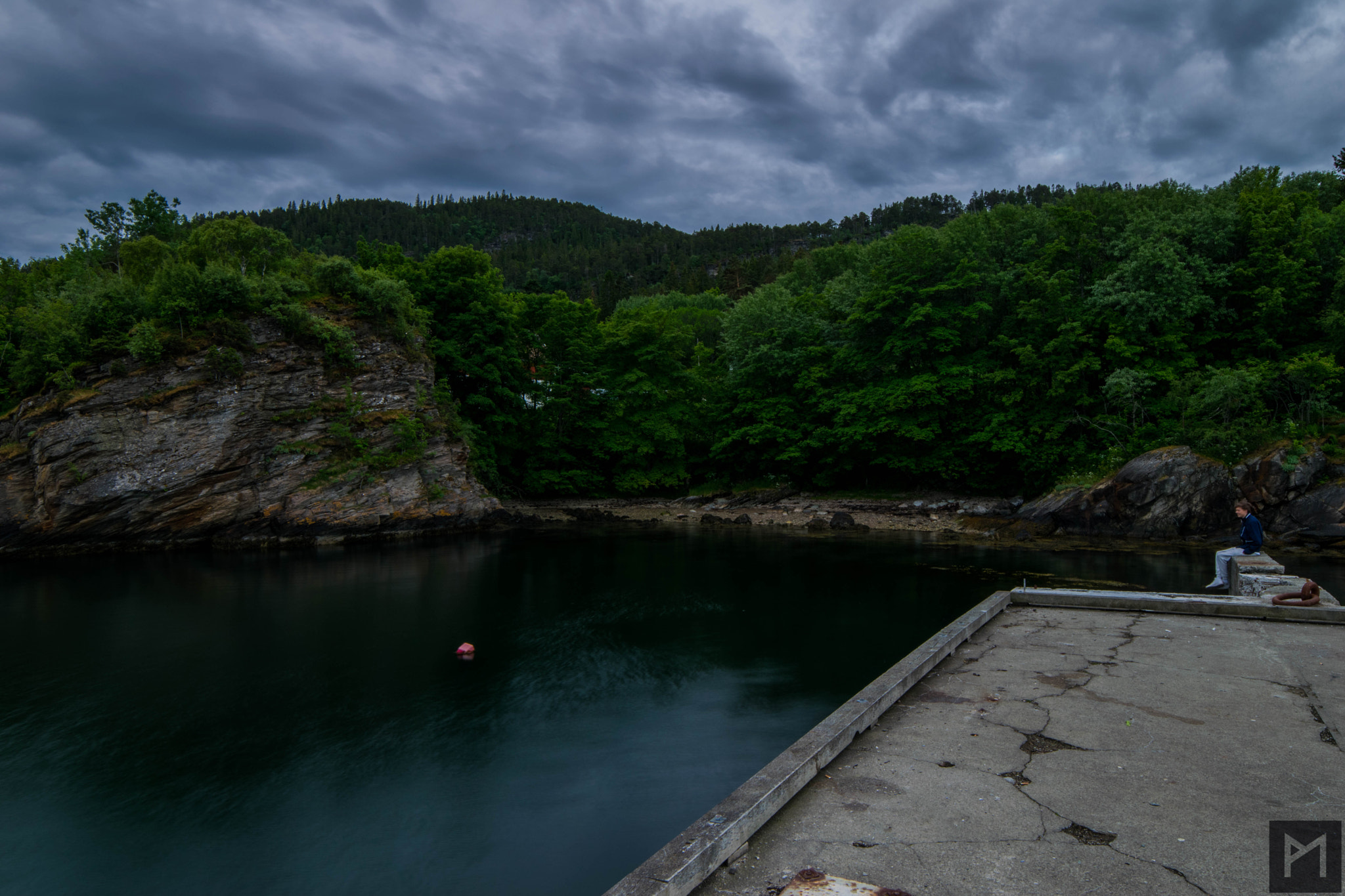 Nikon D5300 + Samyang 14mm F2.8 ED AS IF UMC sample photo. Late night my the sea photography