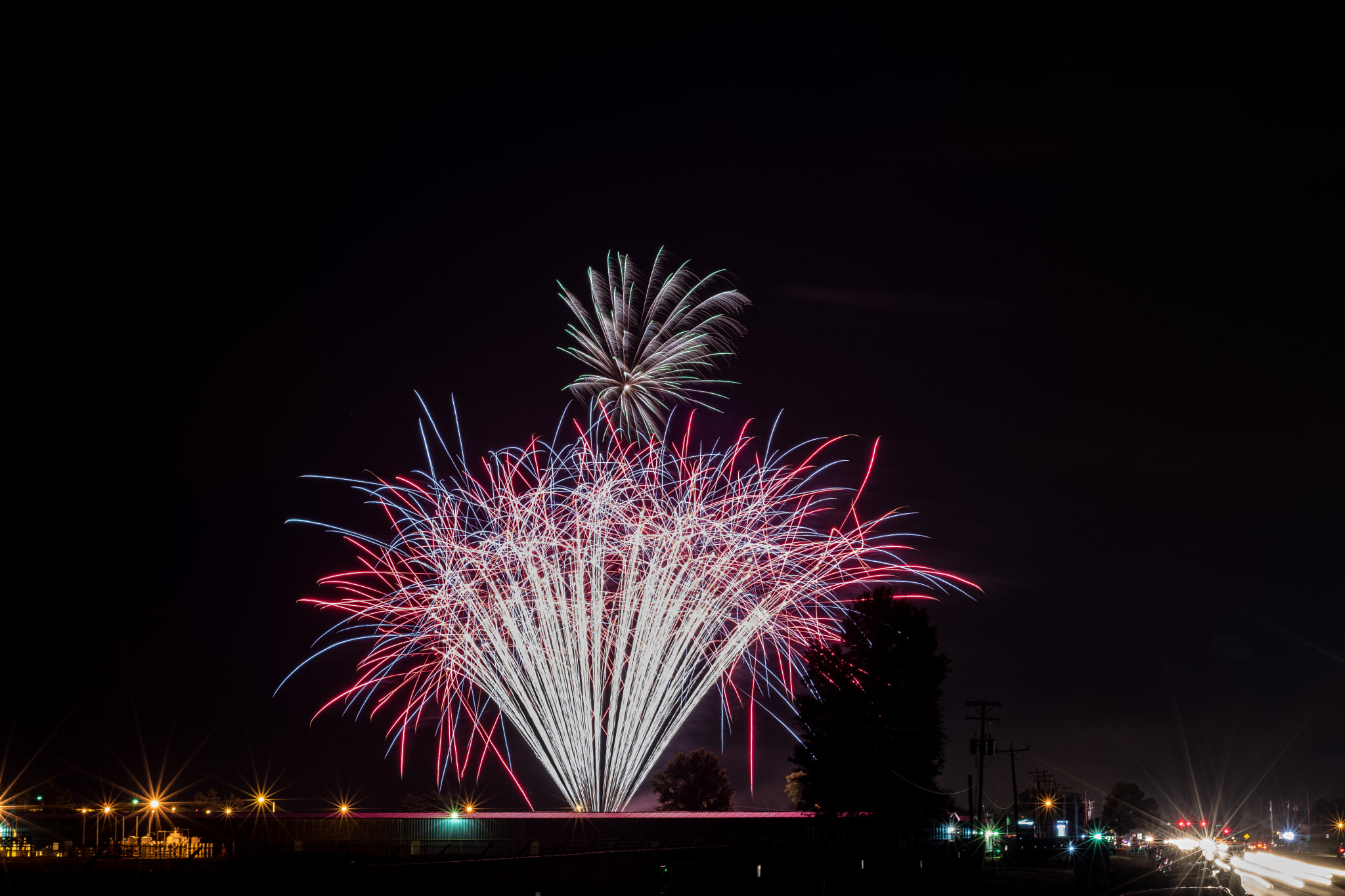 Nikon D500 + Nikon AF Nikkor 50mm F1.8D sample photo. Fireworks photography
