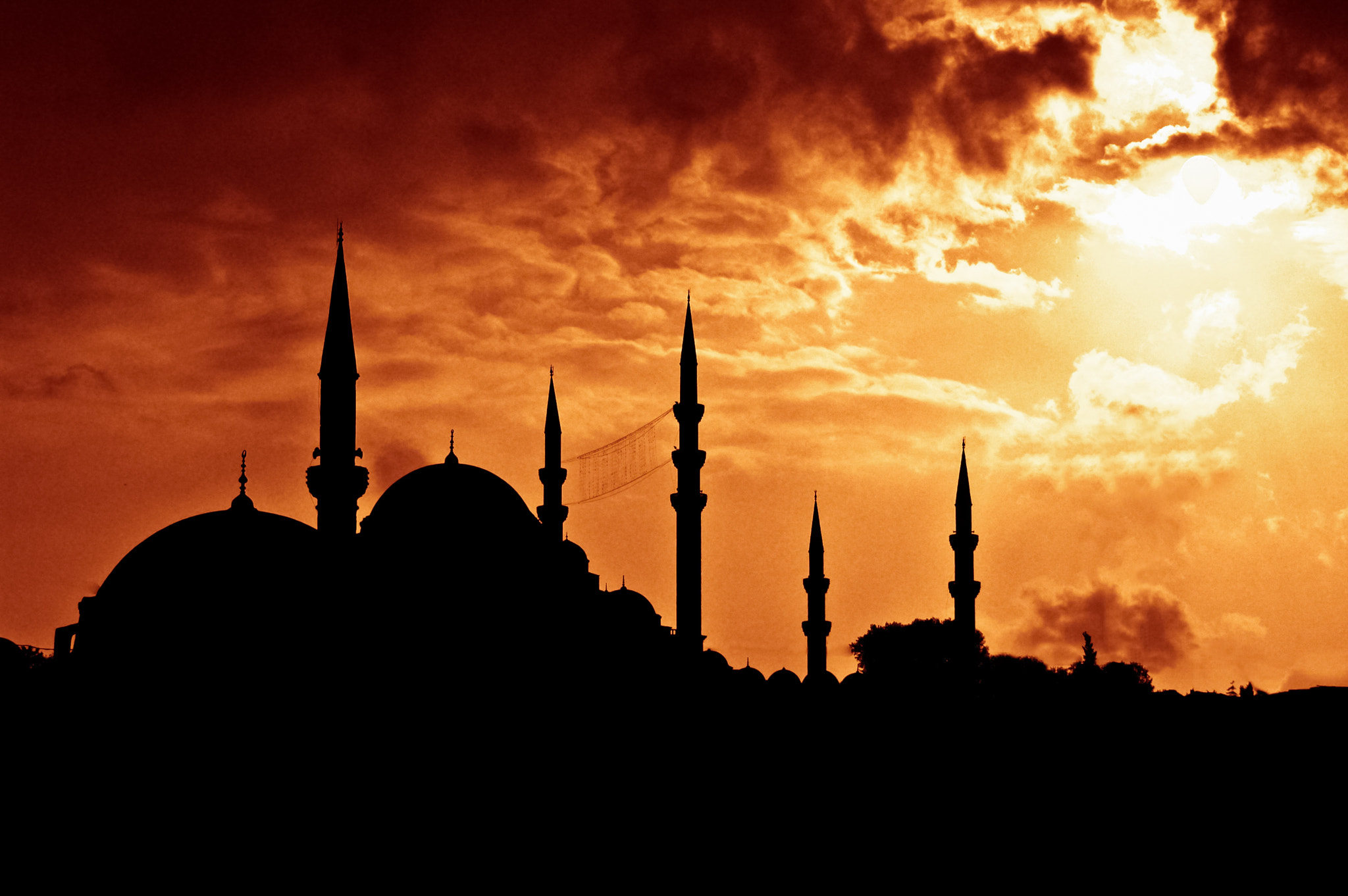 Nikon AF-S Nikkor 28-70mm F2.8 ED-IF sample photo. Suleymaniye photography
