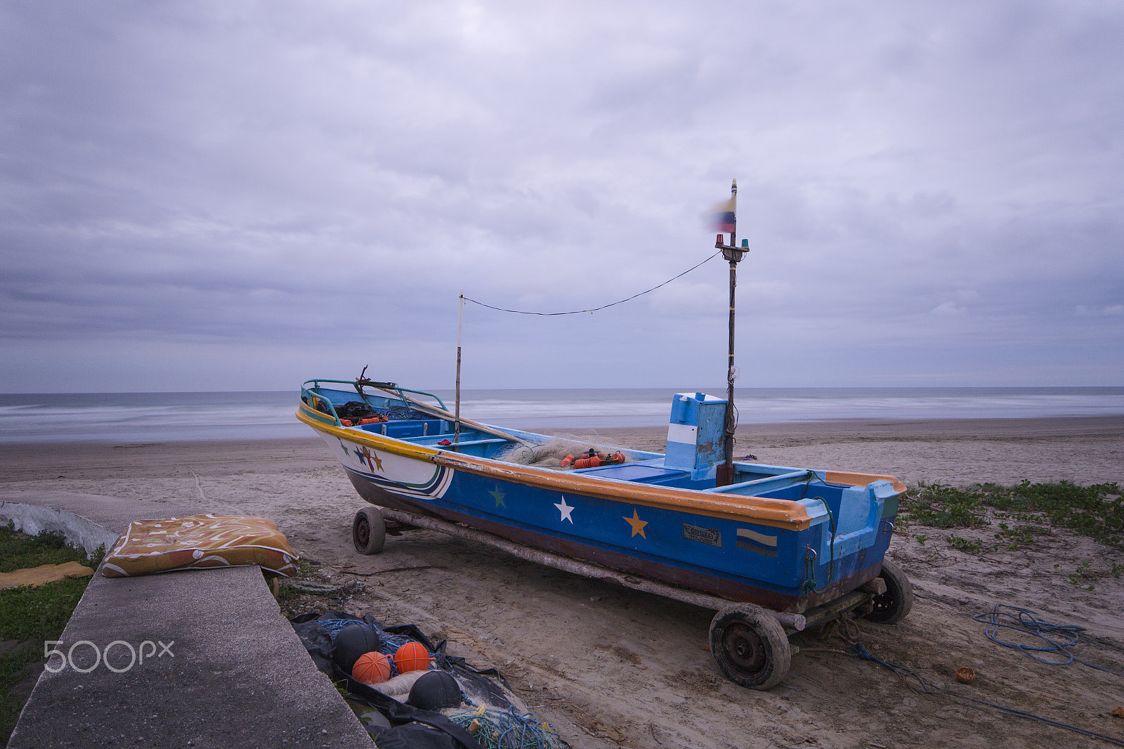 Canon TS-E 24.0mm f/3.5 L II sample photo. Fishing boat. the coast of ecuador. pacific ocean photography