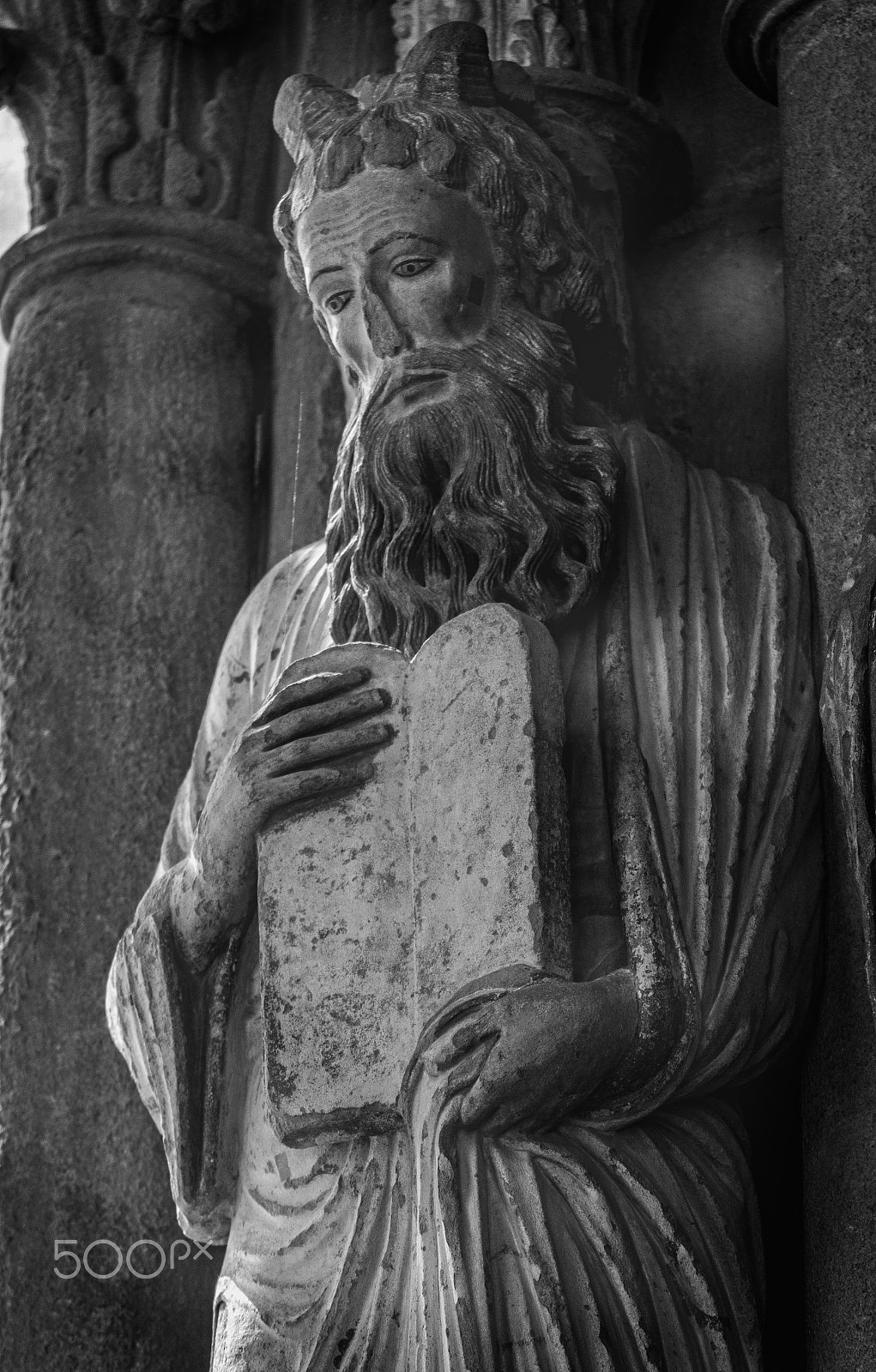 Tamron SP 35mm F1.8 Di VC USD sample photo. Lausanne cathedral - moses statue photography