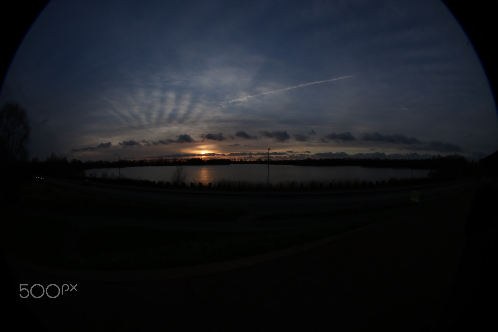 Canon EOS 750D (EOS Rebel T6i / EOS Kiss X8i) + Sigma 8mm F3.5 EX DG Circular Fisheye sample photo. Sunset  photography