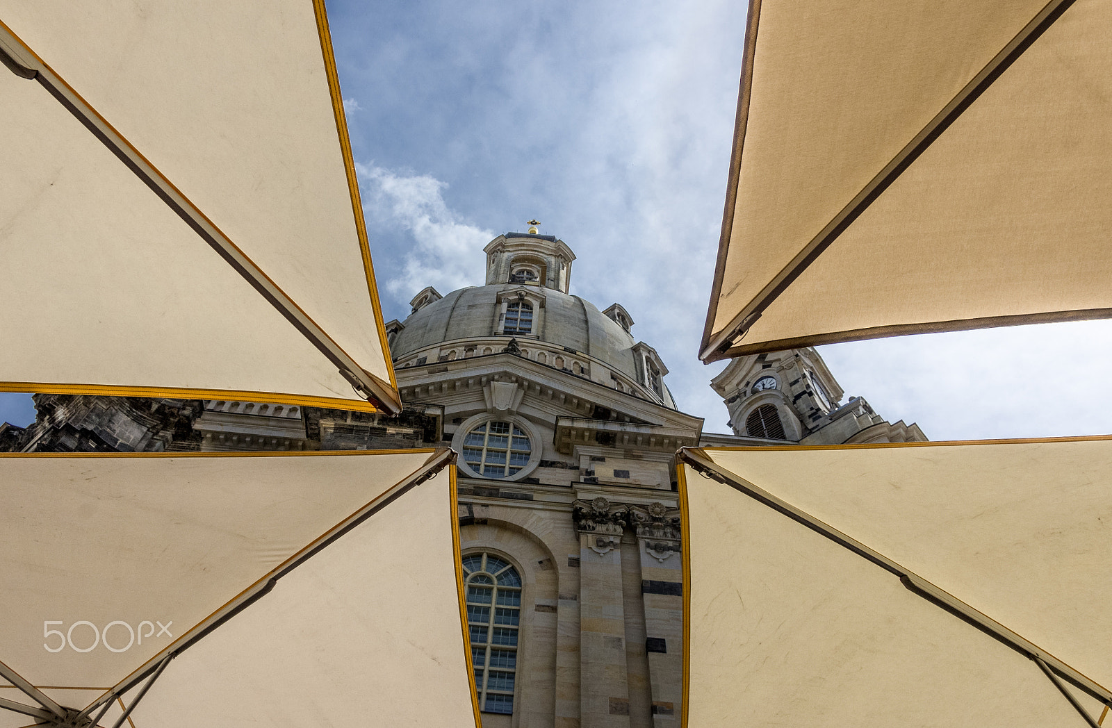 Pentax smc DA 17-70mm F4.0 AL (IF) SDM sample photo. From the terrace: frauenkirche dresden photography