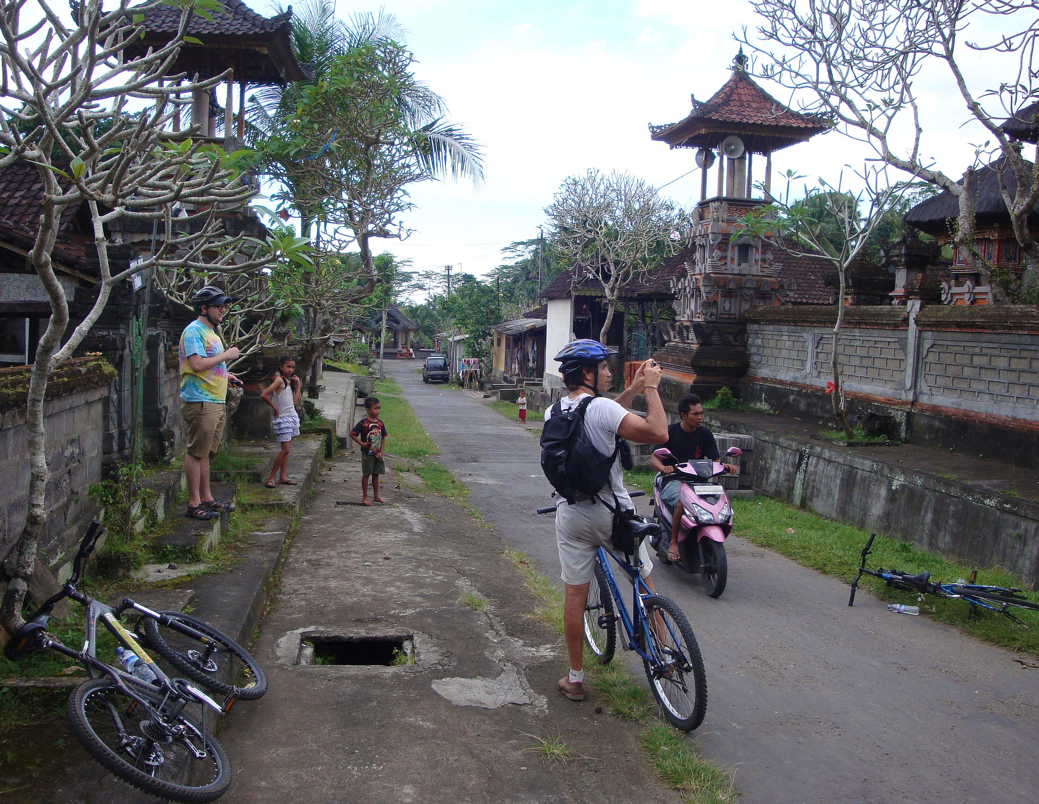 Sony Cyber-shot DSC-W150 sample photo. Bike tour through bali photography