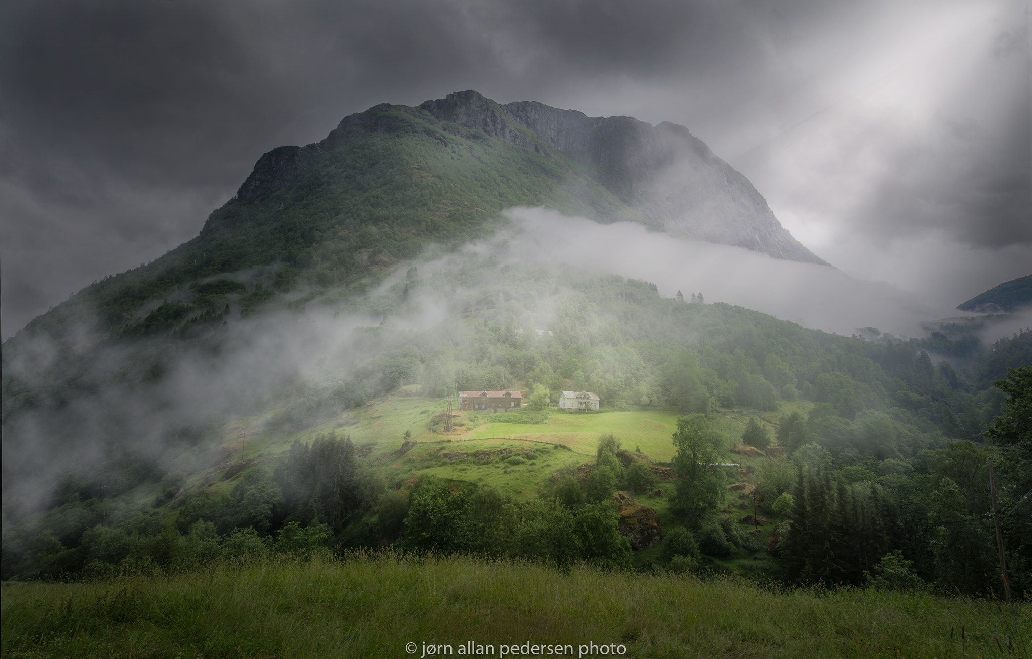 Nikon D3S sample photo. Magic misty mood photography