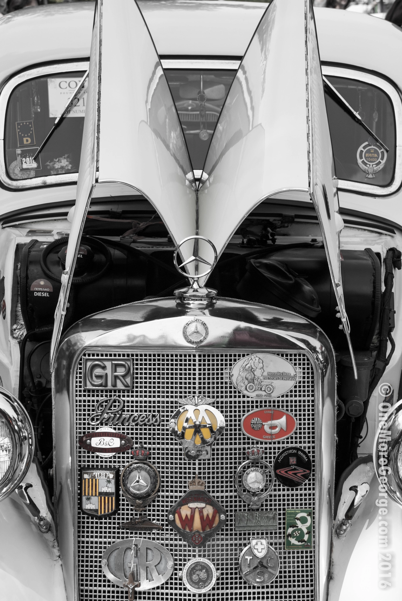 Nikon D40X sample photo. 1930s mercedes-benz grill photography