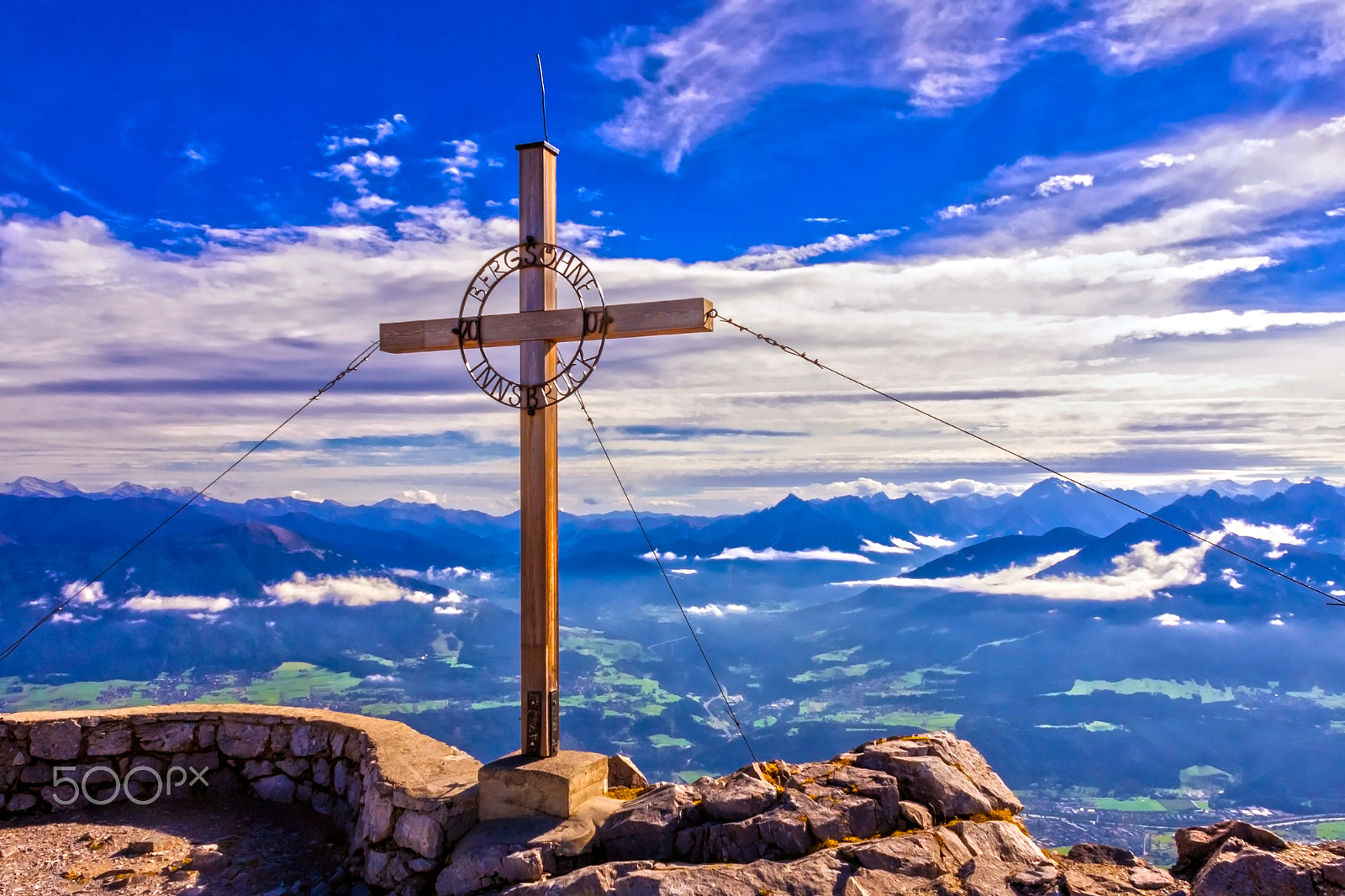 Canon EOS 40D sample photo. Cross above innsbruck photography