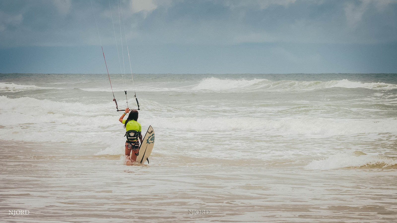 AF Zoom-Nikkor 80-200mm f/2.8 ED sample photo. Kite / surf championship in surfers paradise photography