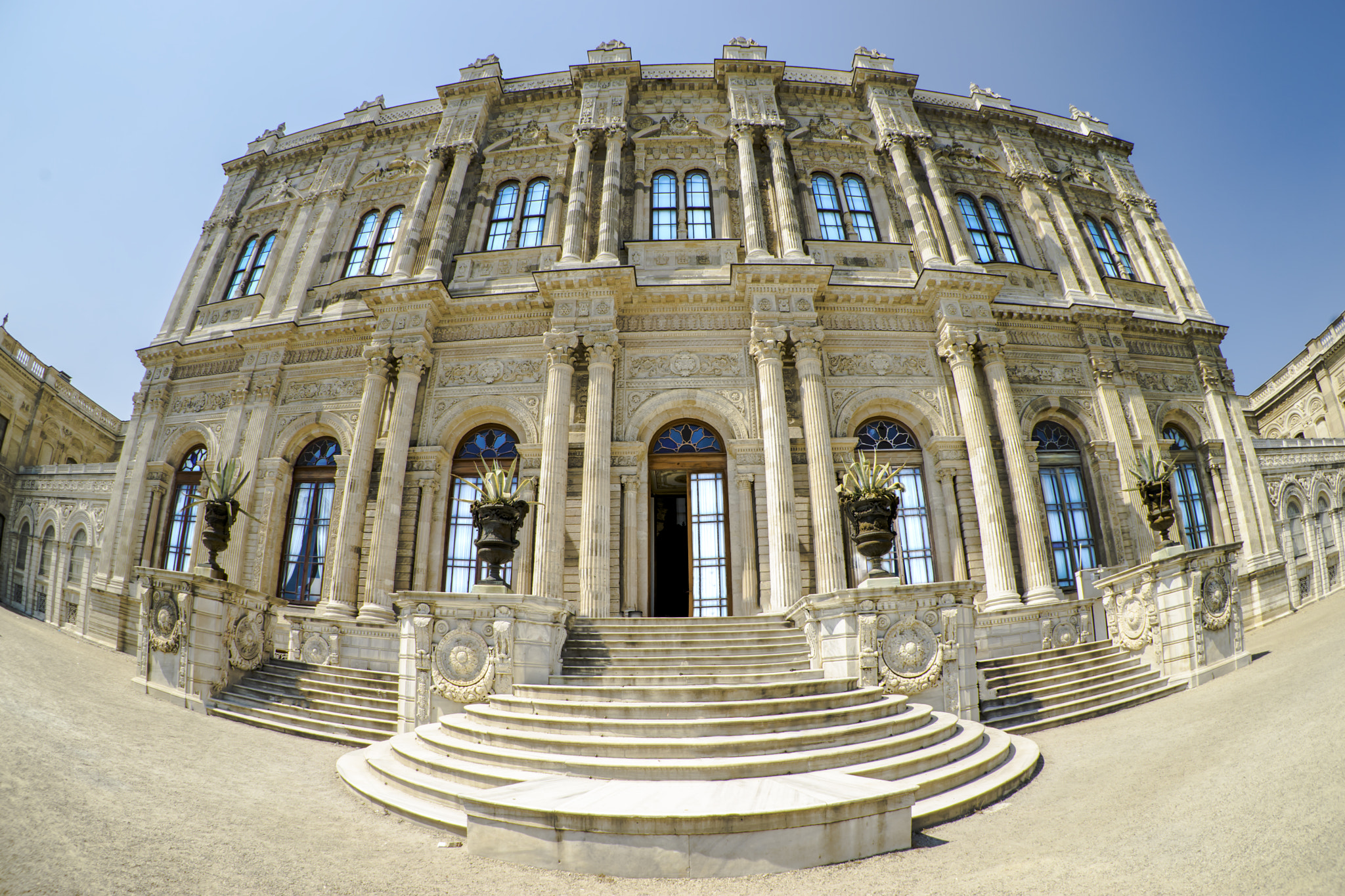 FE 16mm F3.5 Fisheye sample photo. Dolmabahce photography