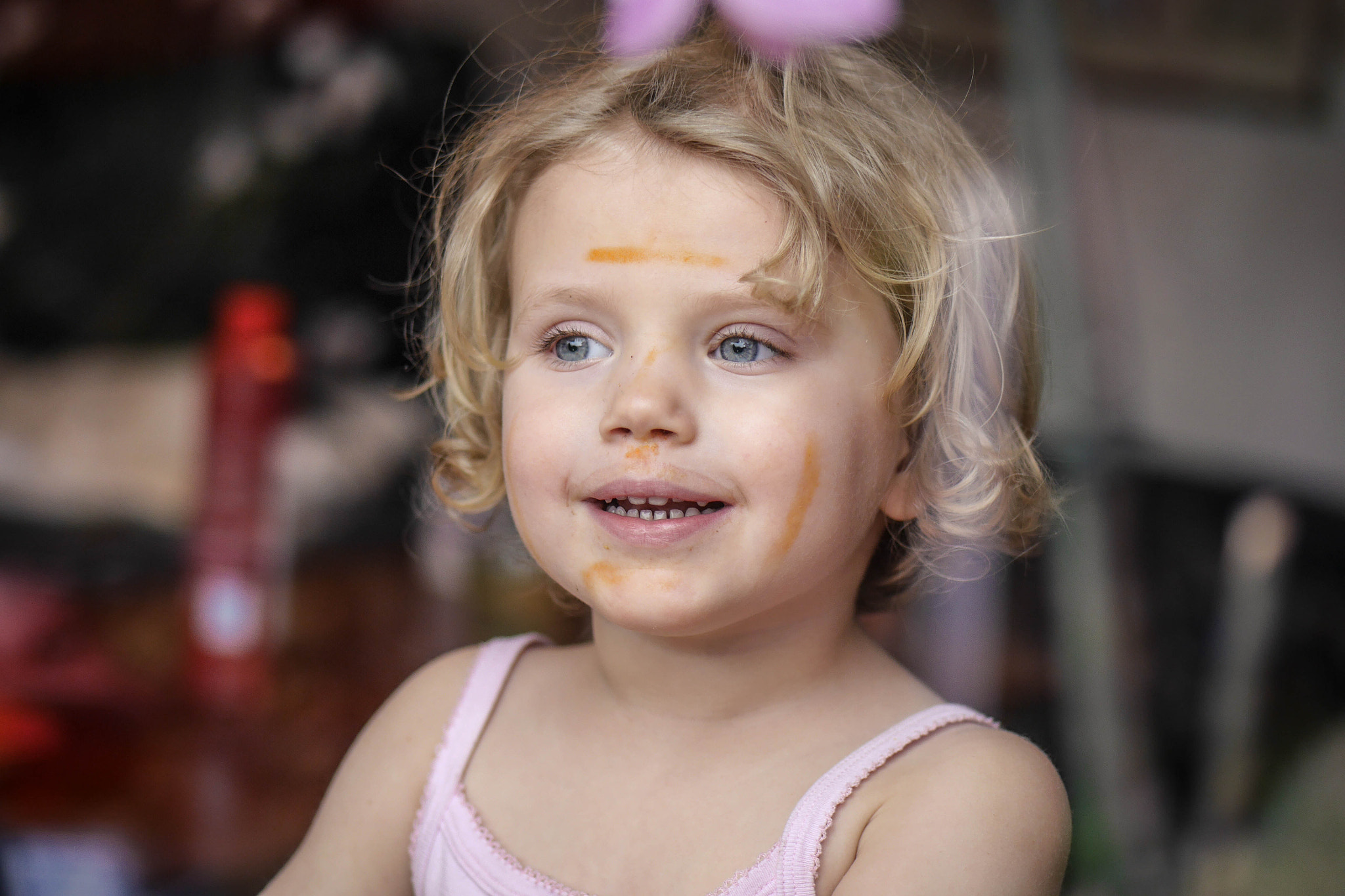 Panasonic Lumix G 42.5mm F1.7 ASPH Power OIS sample photo. Smiling away photography