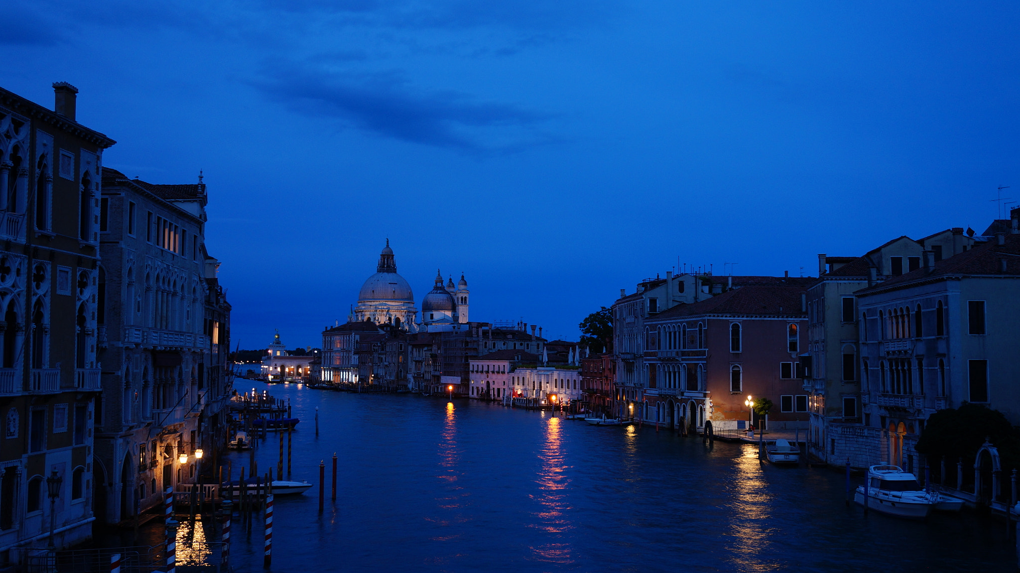 Sony Alpha NEX-3N + Sony E 18-50mm F4-5.6 sample photo. Venice photography
