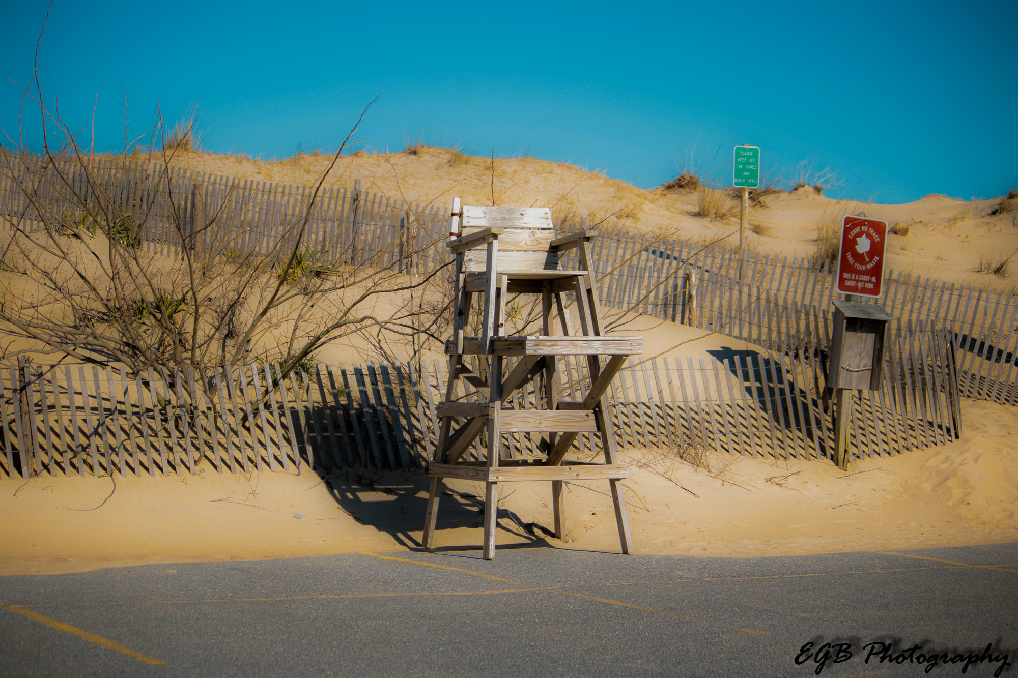 Canon EF-S 55-250mm F4-5.6 IS sample photo. No lifeguard on duty photography