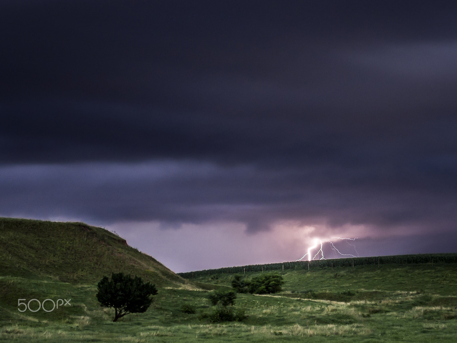 Olympus PEN E-P5 sample photo. Stormy evening photography