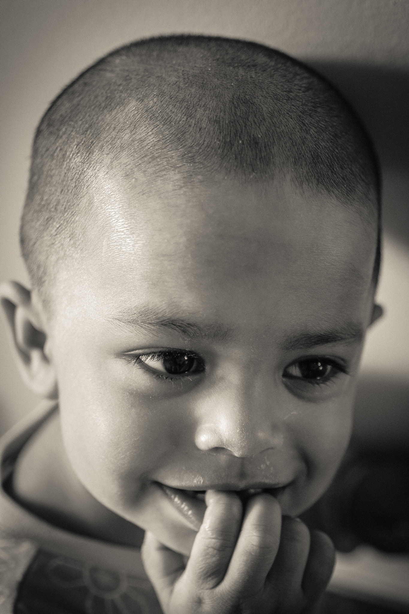 Canon EOS 400D (EOS Digital Rebel XTi / EOS Kiss Digital X) + Canon 24.0-70.0 mm sample photo. Child photography