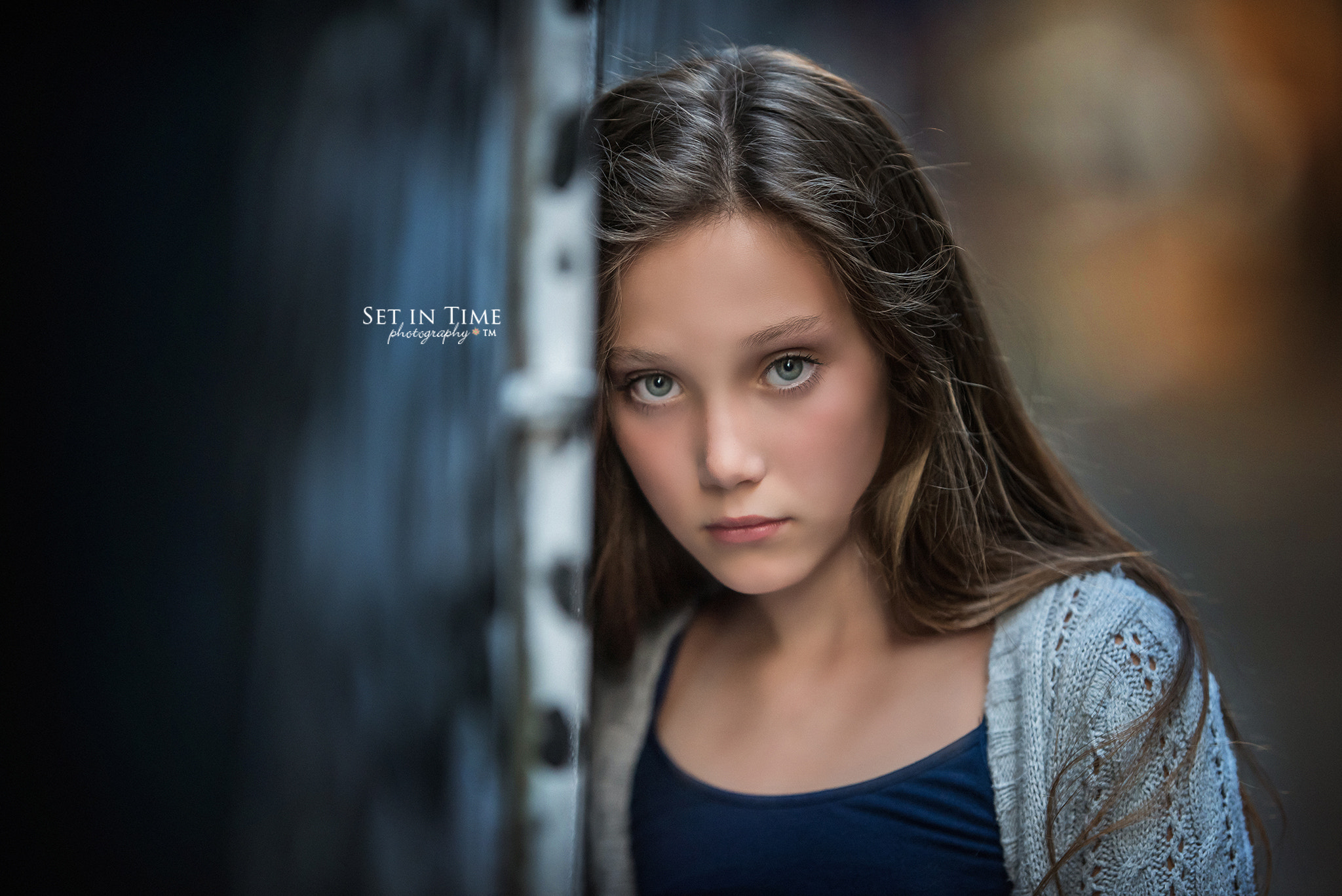 Nikon AF-S Nikkor 200mm F2G ED VR II sample photo. Urban beauty photography