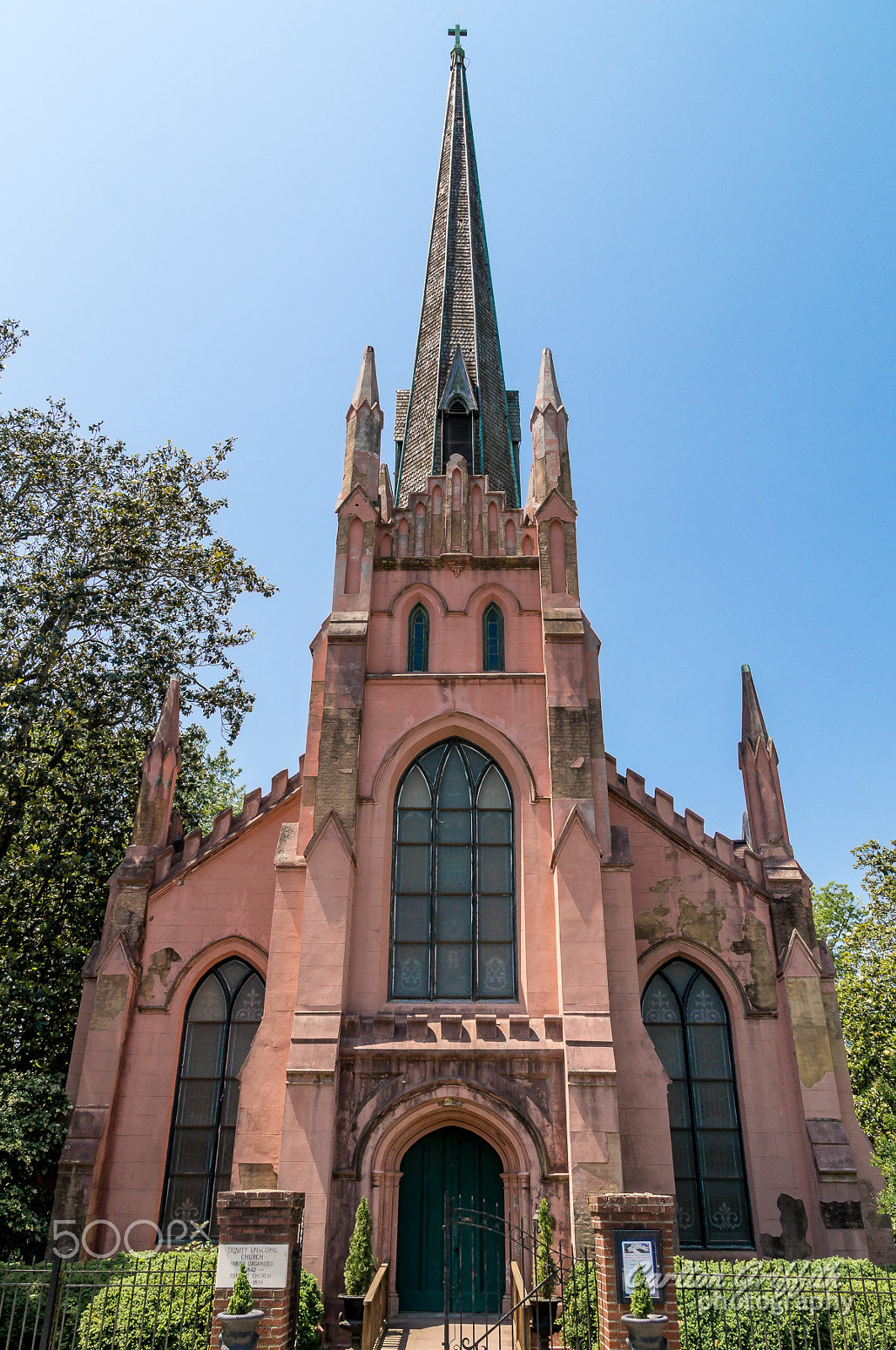 Sigma 17-70mm F2.8-4 DC Macro HSM sample photo. Historic trinity episcopal church photography