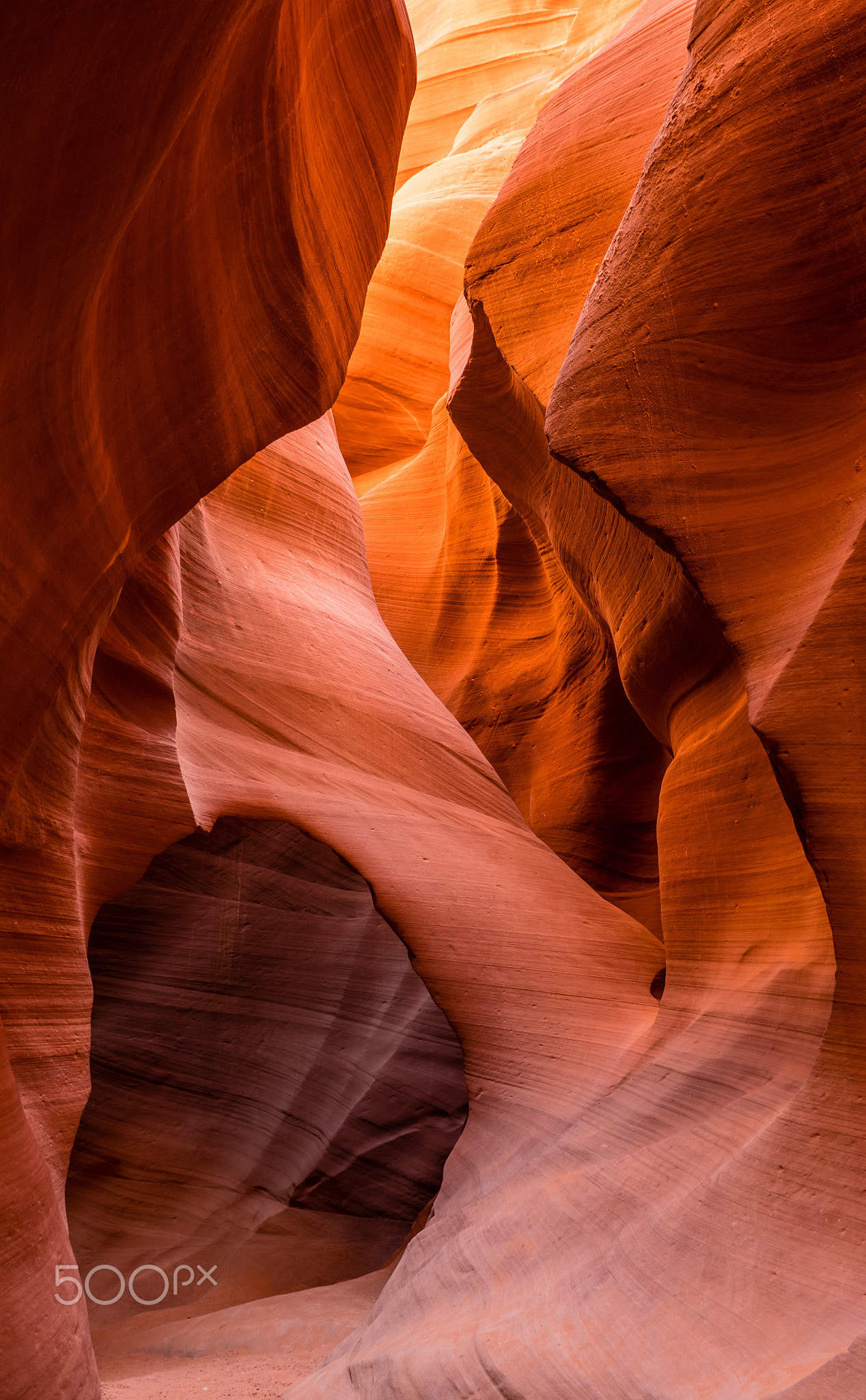 Arch in Lower Antelope Canyon