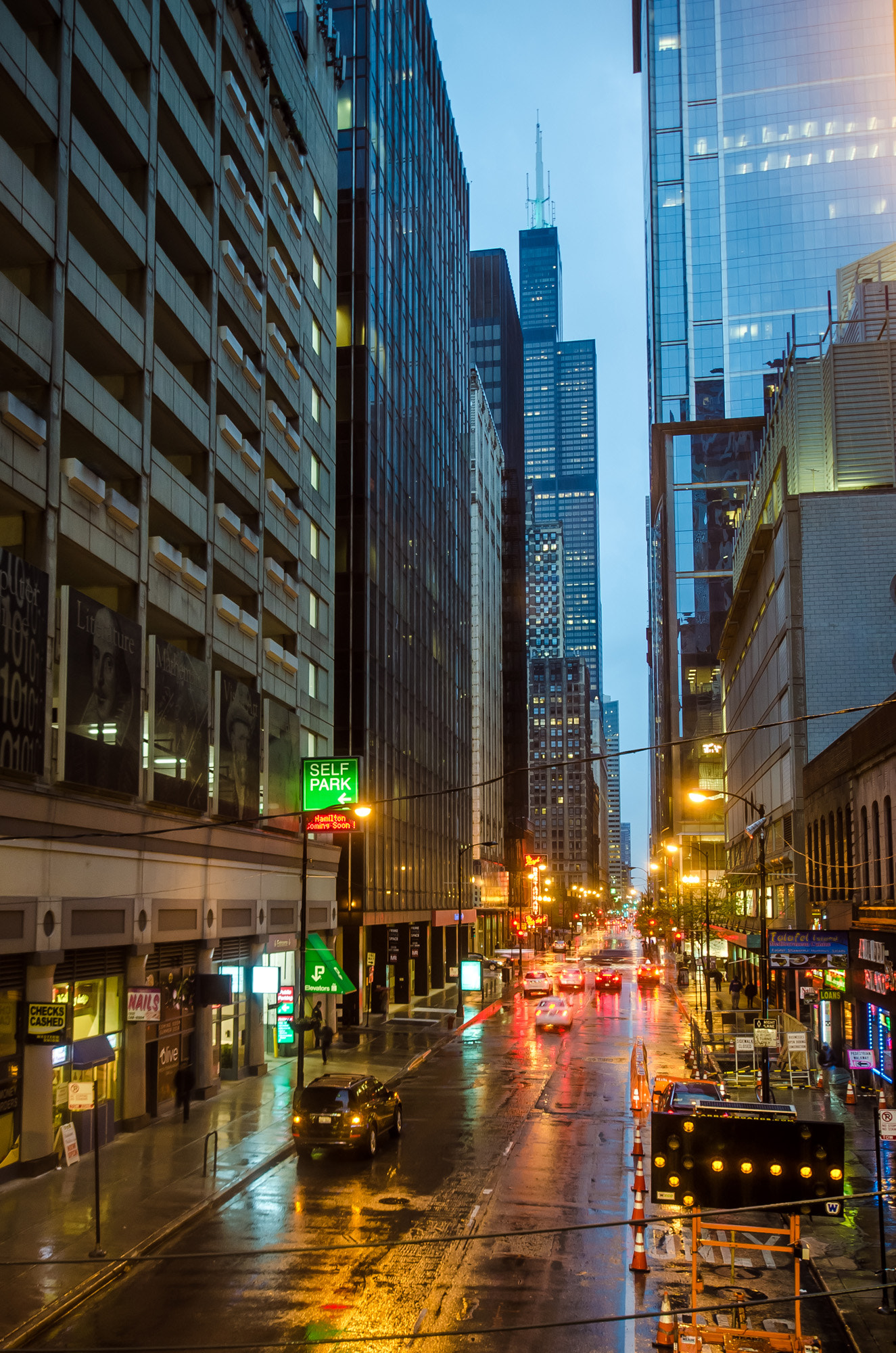 Sigma 8-16mm F4.5-5.6 DC HSM sample photo. Streets of chicago photography