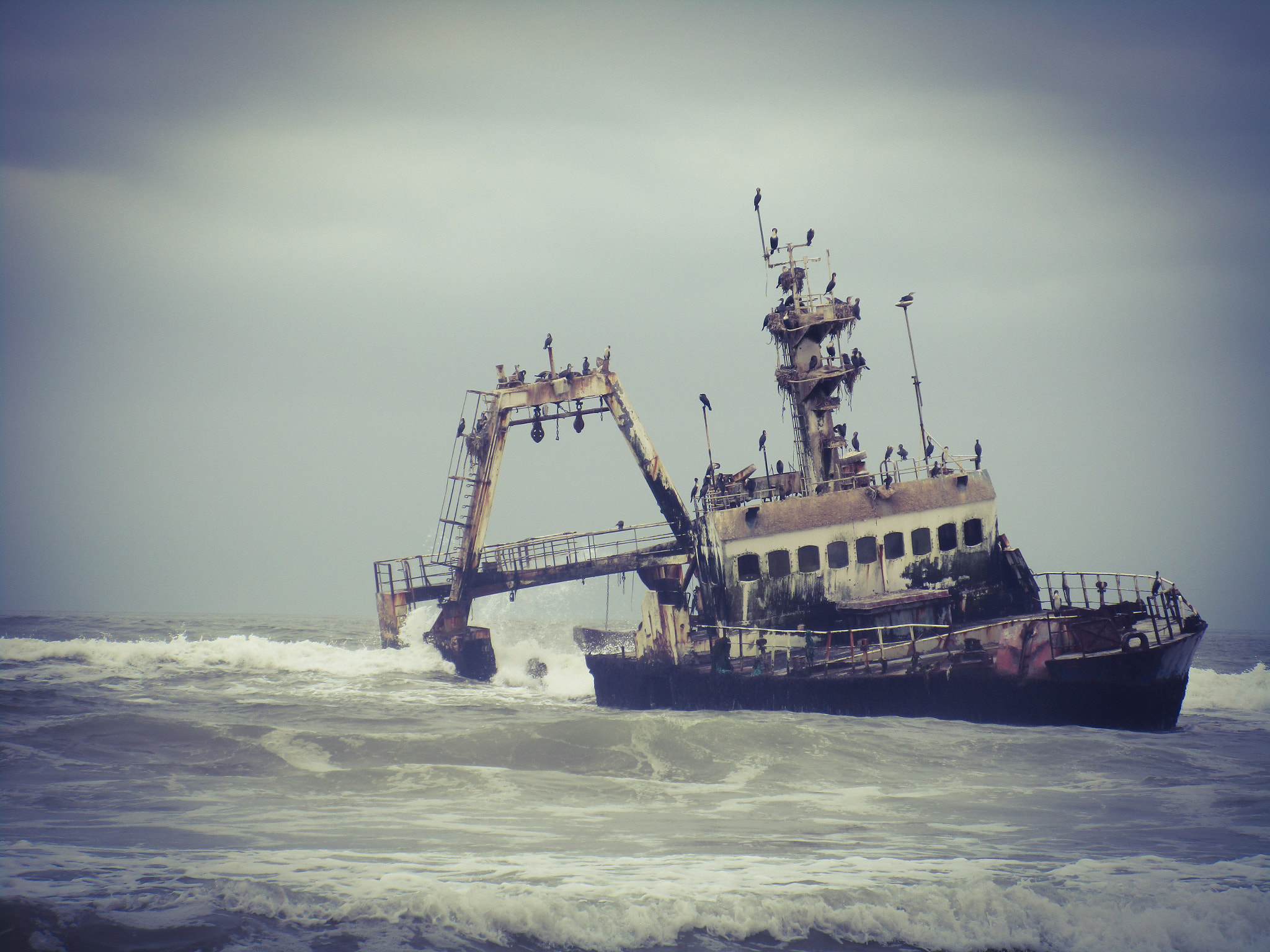 Canon PowerShot ELPH 170 IS (IXUS 170 / IXY 170) sample photo. Skeleton coast // namibia photography