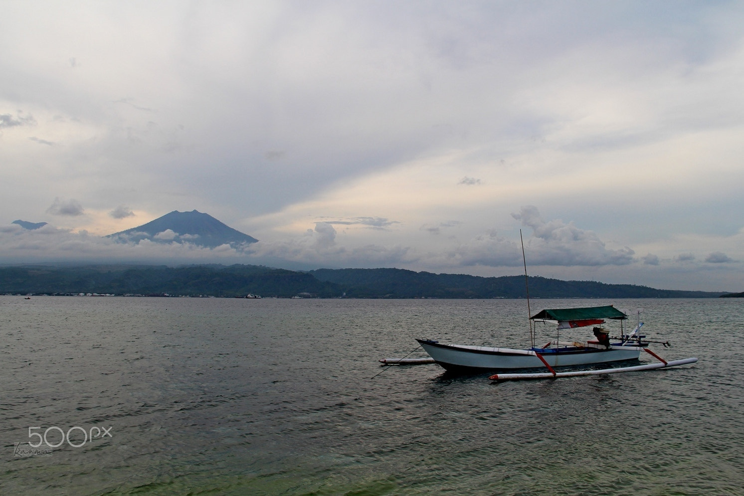 Canon EOS 650D (EOS Rebel T4i / EOS Kiss X6i) sample photo. Traditional boat photography