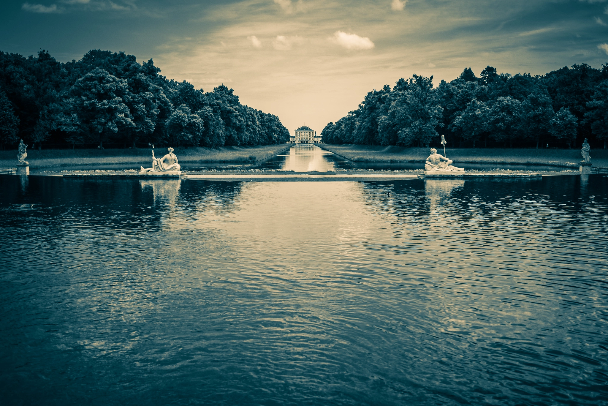 Nikon D750 + AF Zoom-Nikkor 35-70mm f/2.8 sample photo. Schloss nymphenburg photography