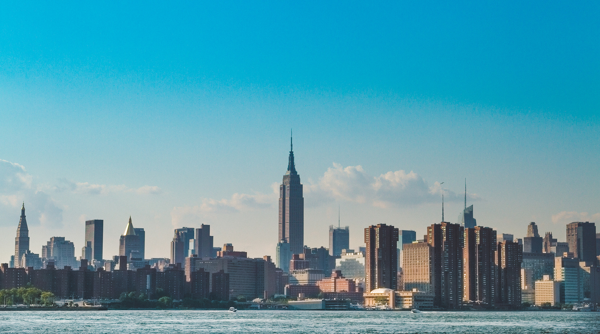 Sigma APO 50-150mm f/2.8 [II] EX DC HSM sample photo. Nyc skyline photography