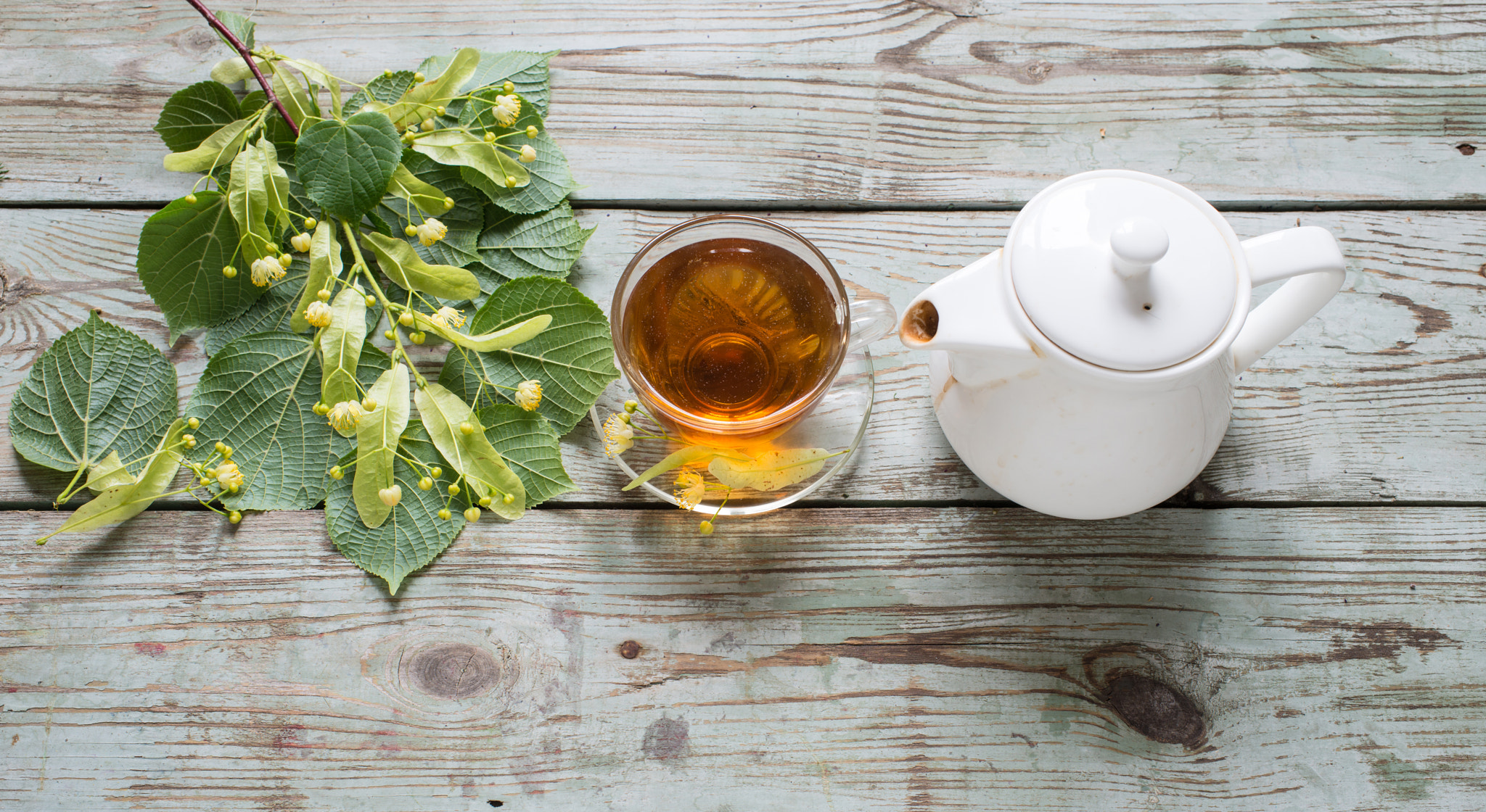 Nikon D800E + Nikon AF-S Nikkor 35mm F1.4G sample photo. Herbal tea with linden photography