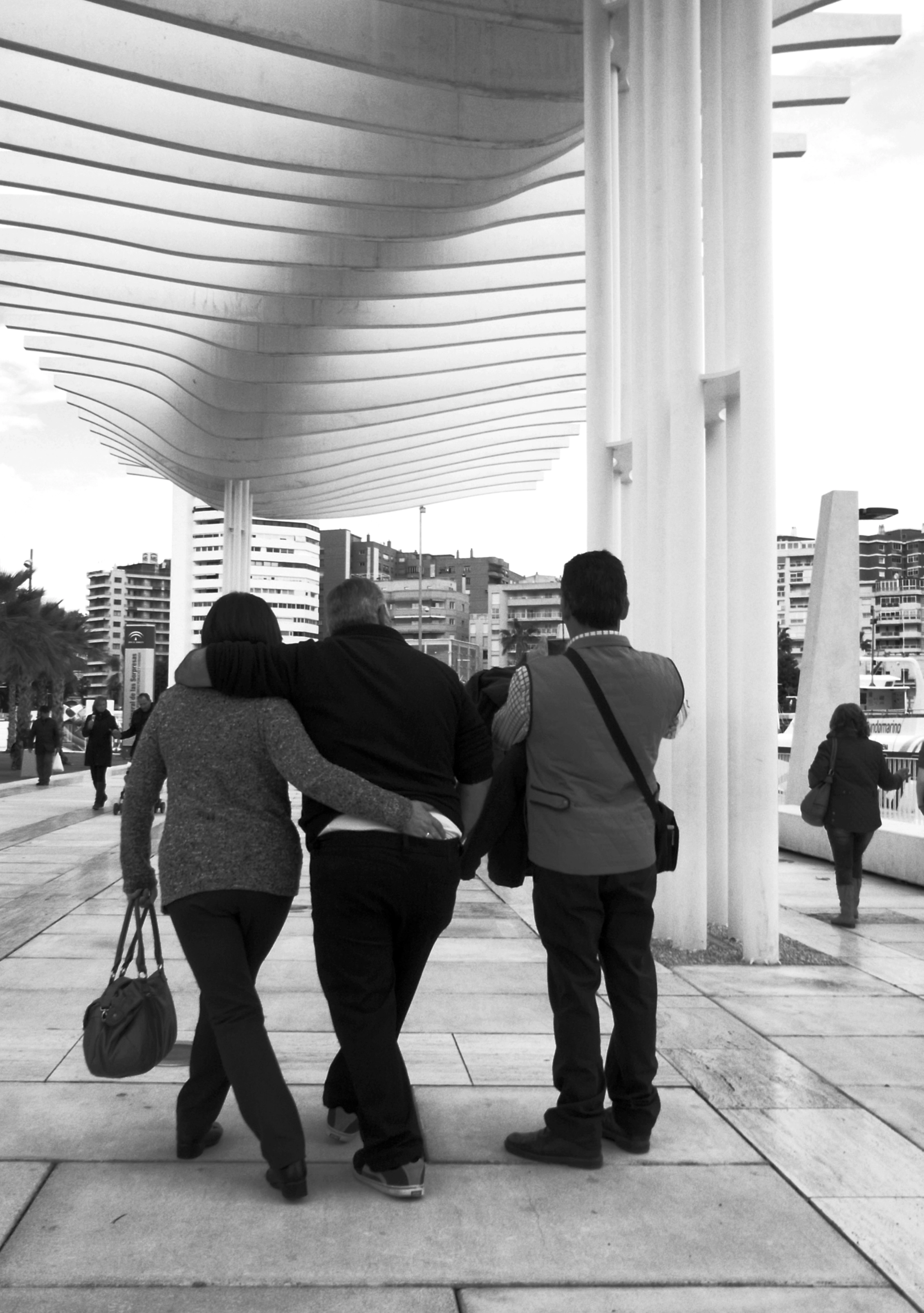 Ricoh CX5 sample photo. Puerto de málaga photography