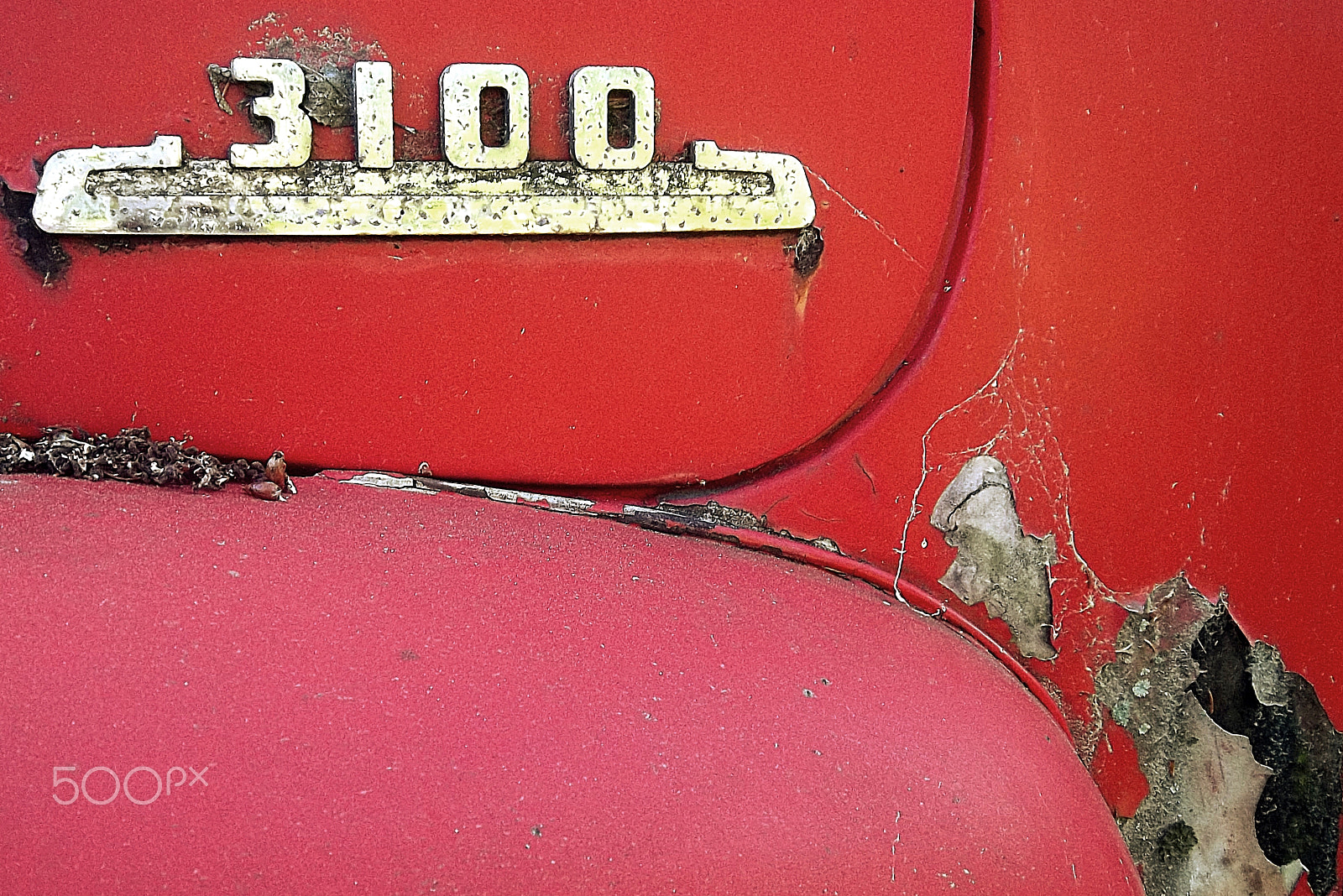 Kodak EASYSHARE M575 DIGITAL CAMERA sample photo. 1950's chevy 3100 emblem photography