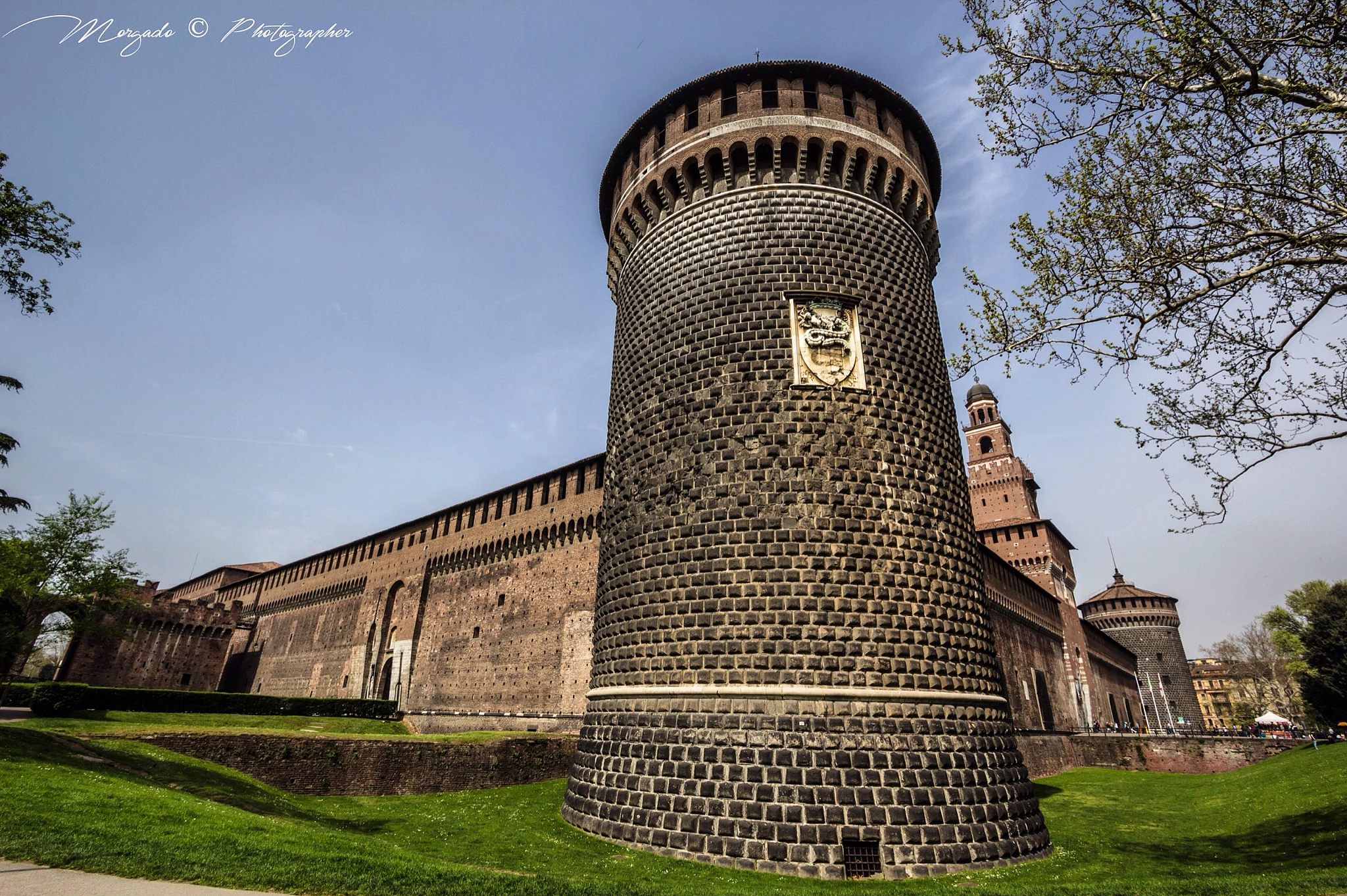 Canon EF-S 10-22mm F3.5-4.5 USM sample photo. Torre sforzesco photography