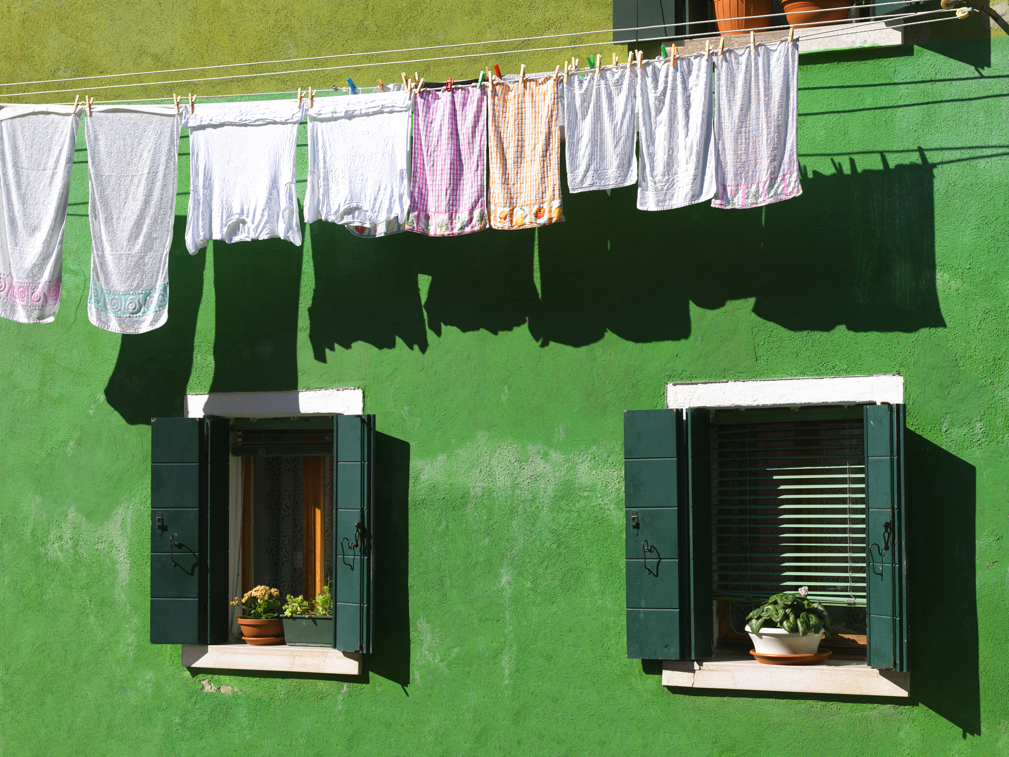 Hasselblad H3D II-39 sample photo. Coloured buildings, burano, venice photography