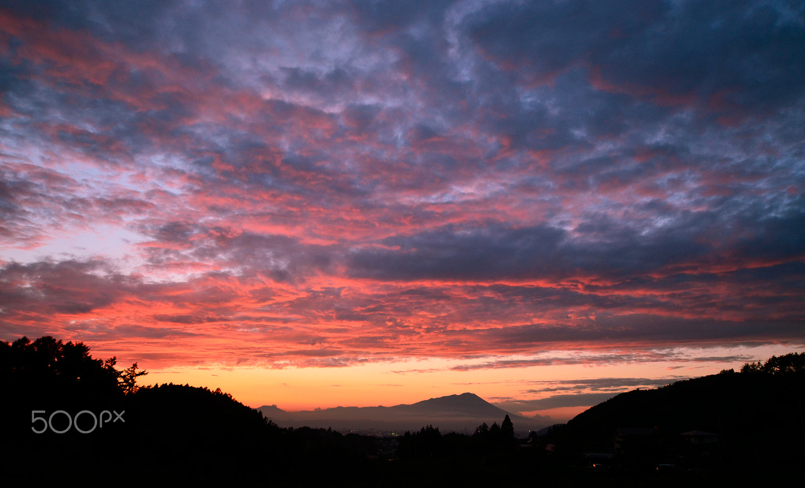 Tamron SP AF 11-18mm F4.5-5.6 Di II LD Aspherical (IF) sample photo. 岩手山夕焼け photography