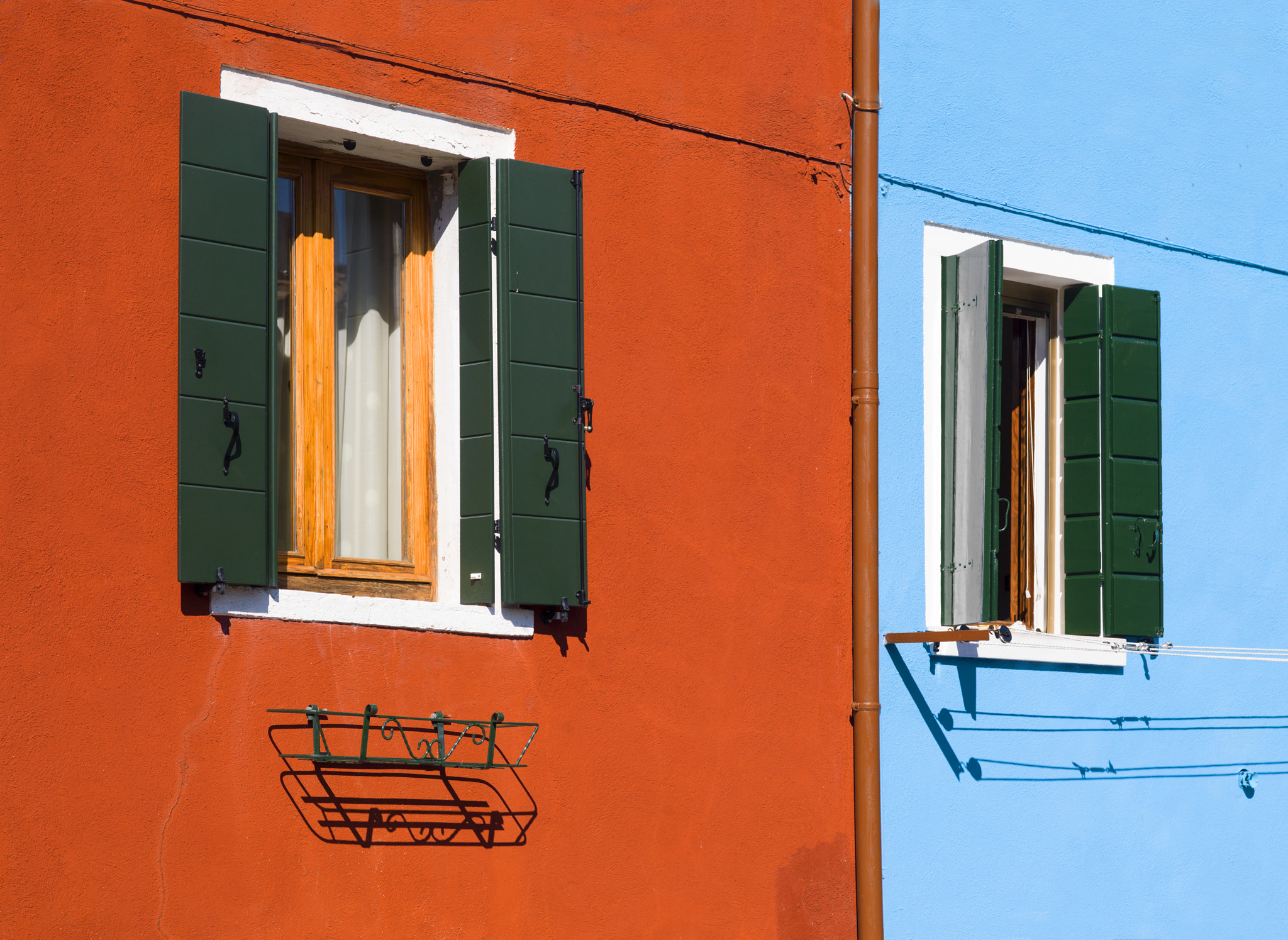 HC 100 sample photo. Coloured buildings, burano, venice photography